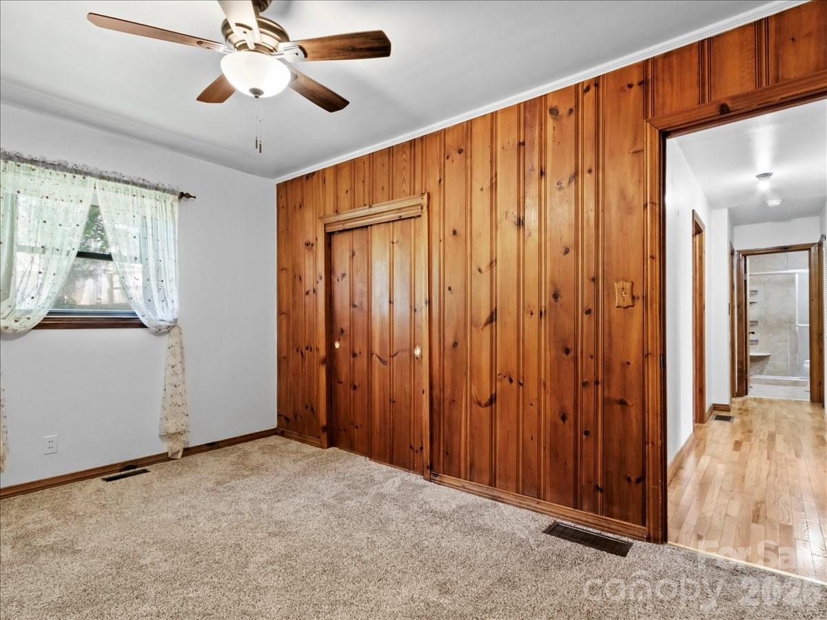 39 Hawthorne Lane — Burnsville