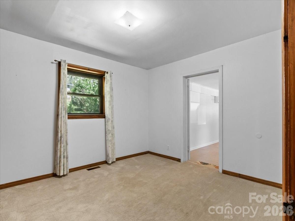 39 Hawthorne Lane — Burnsville