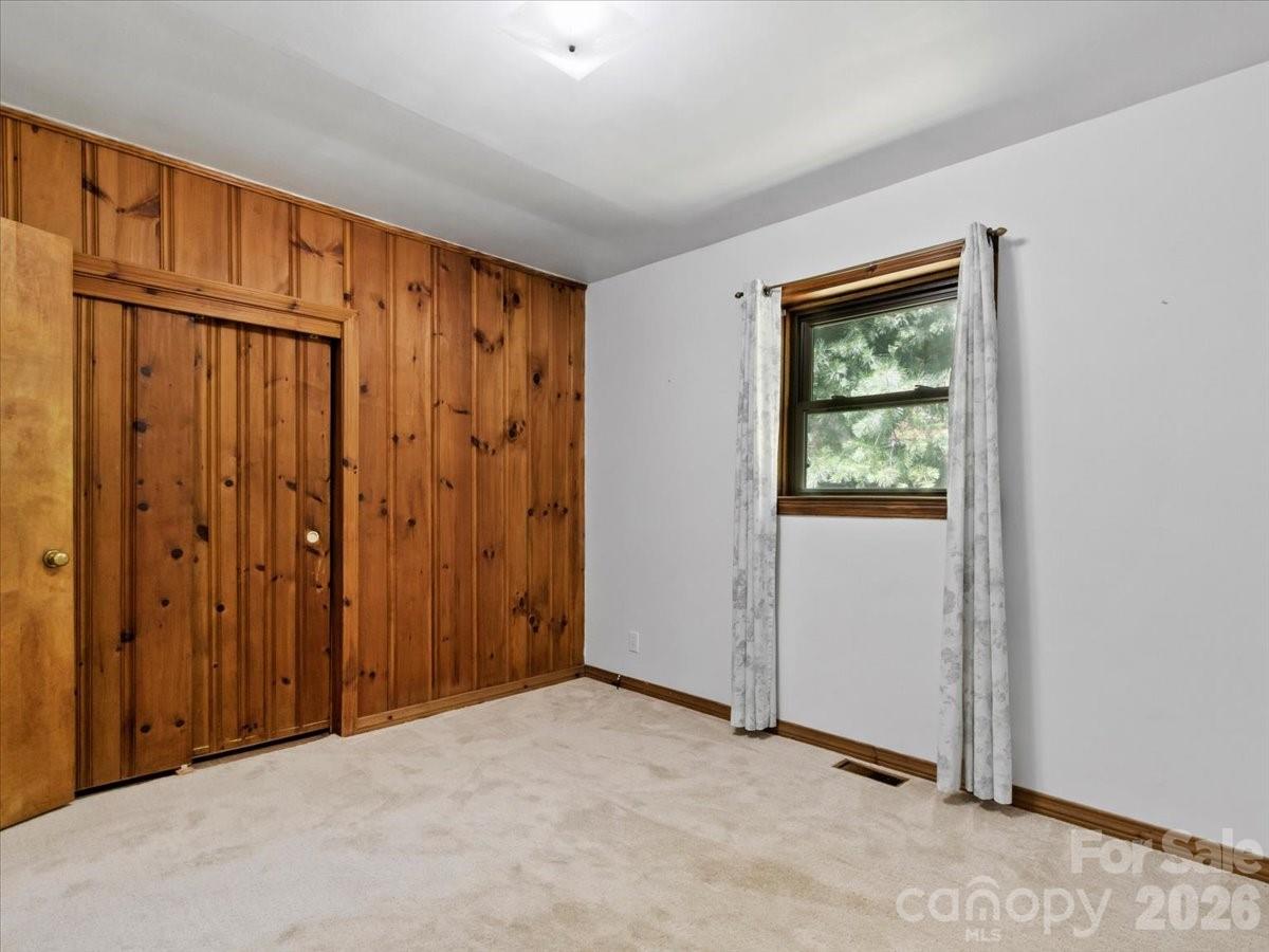 39 Hawthorne Lane — Burnsville