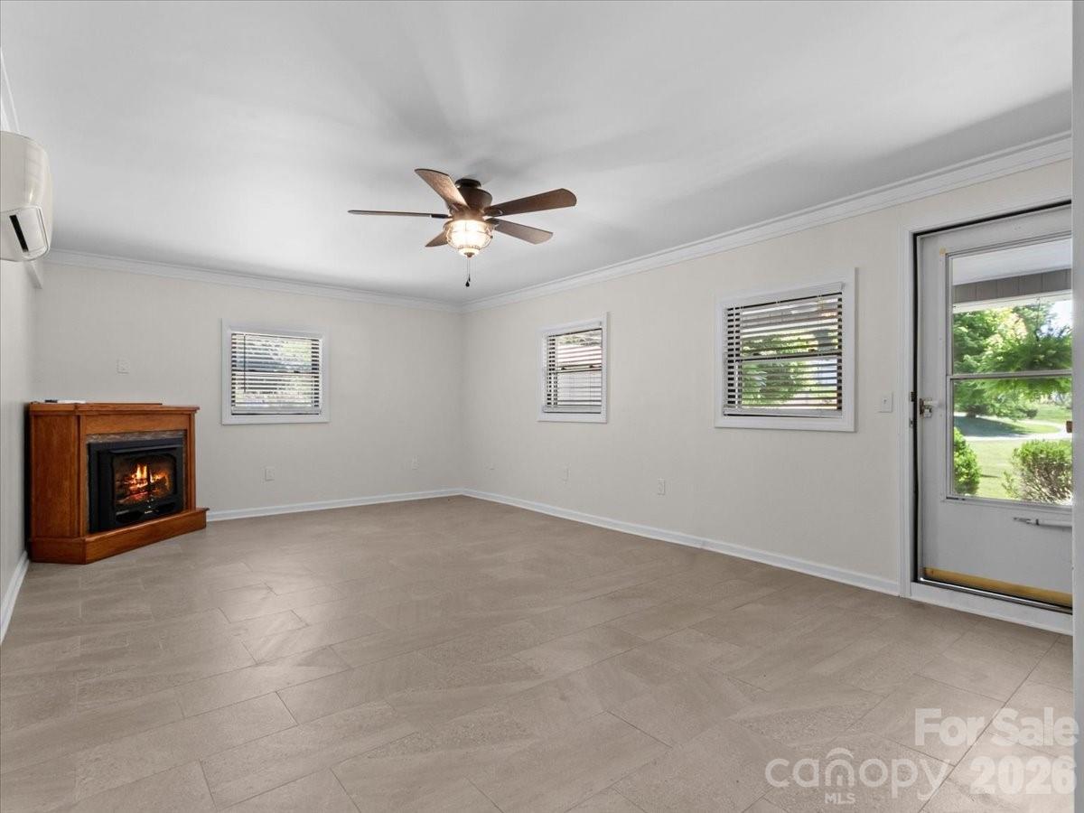 39 Hawthorne Lane — Burnsville