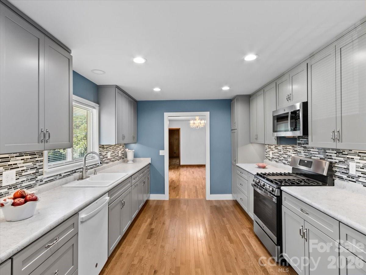 39 Hawthorne Lane — Burnsville