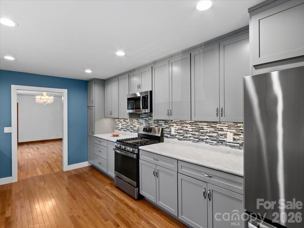 39 Hawthorne Lane — Burnsville