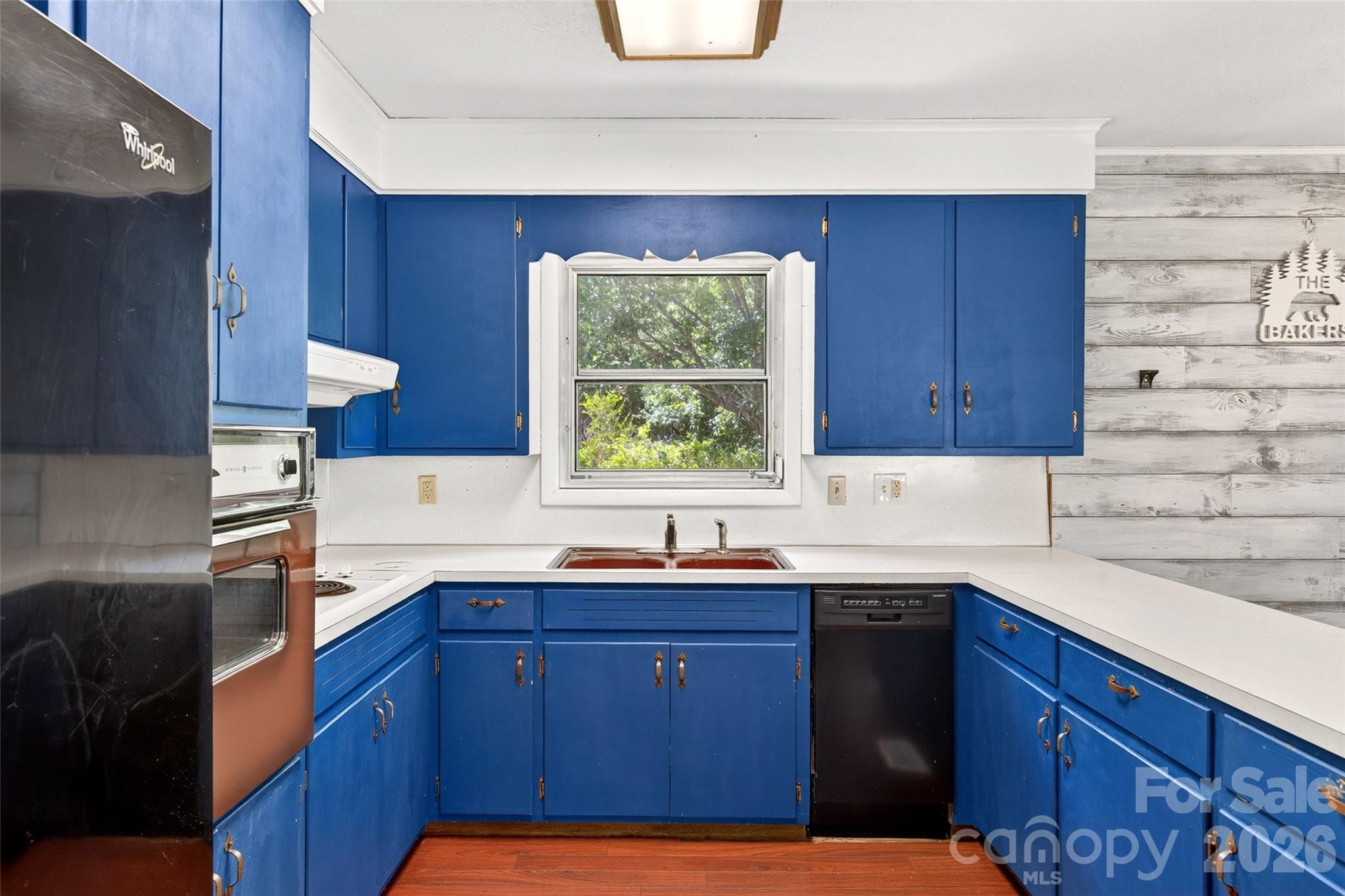 4625 Callaway Drive — Valdese