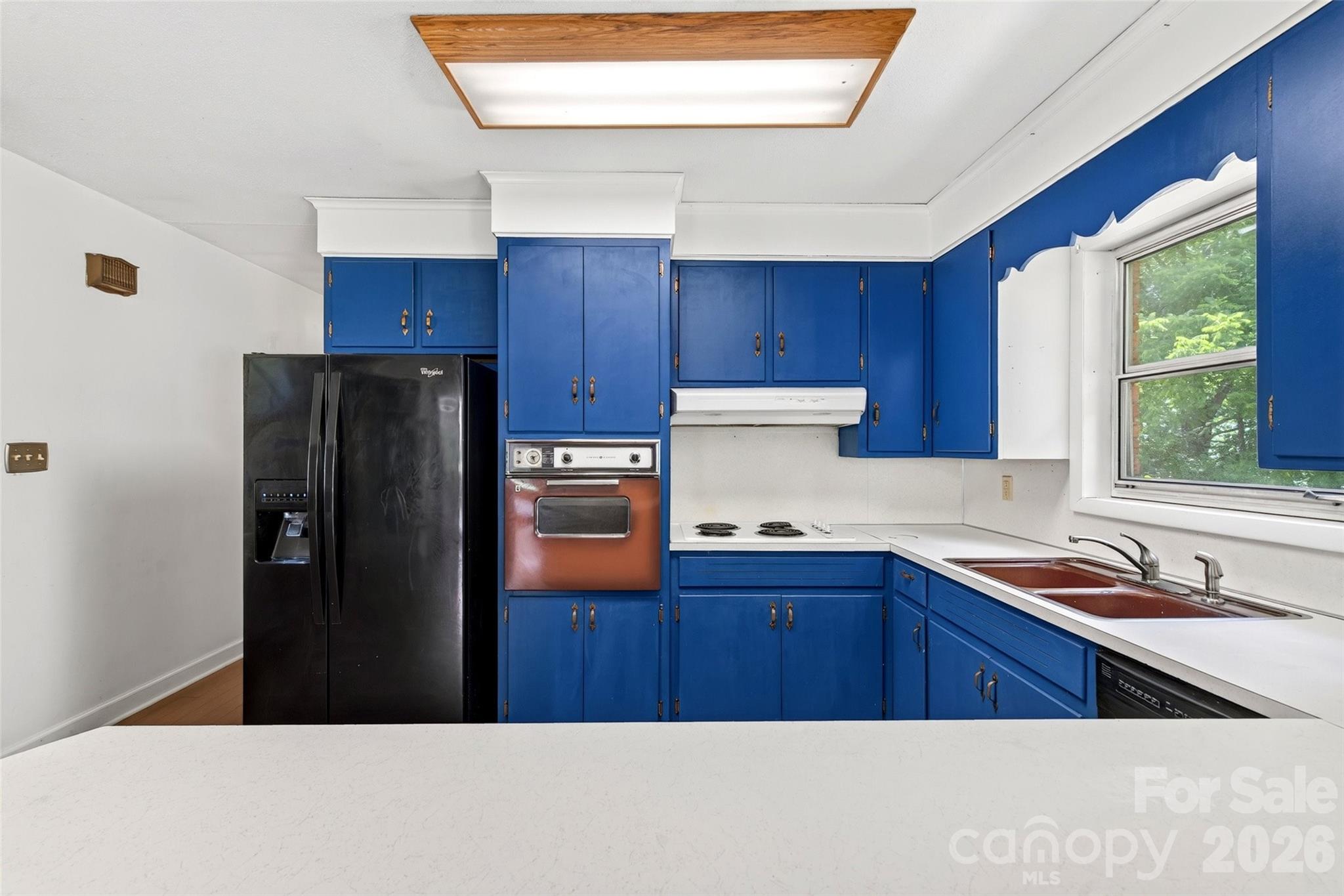 4625 Callaway Drive — Valdese