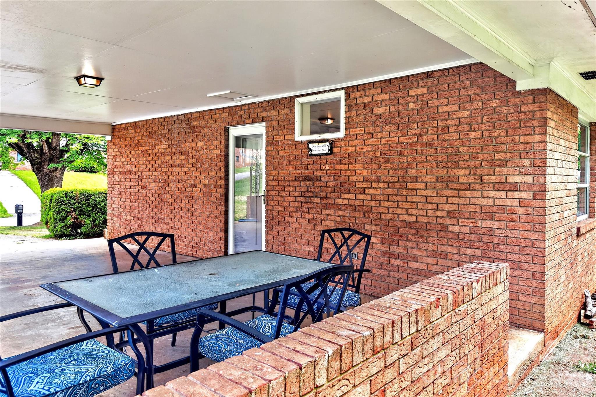 4625 Callaway Drive — Valdese