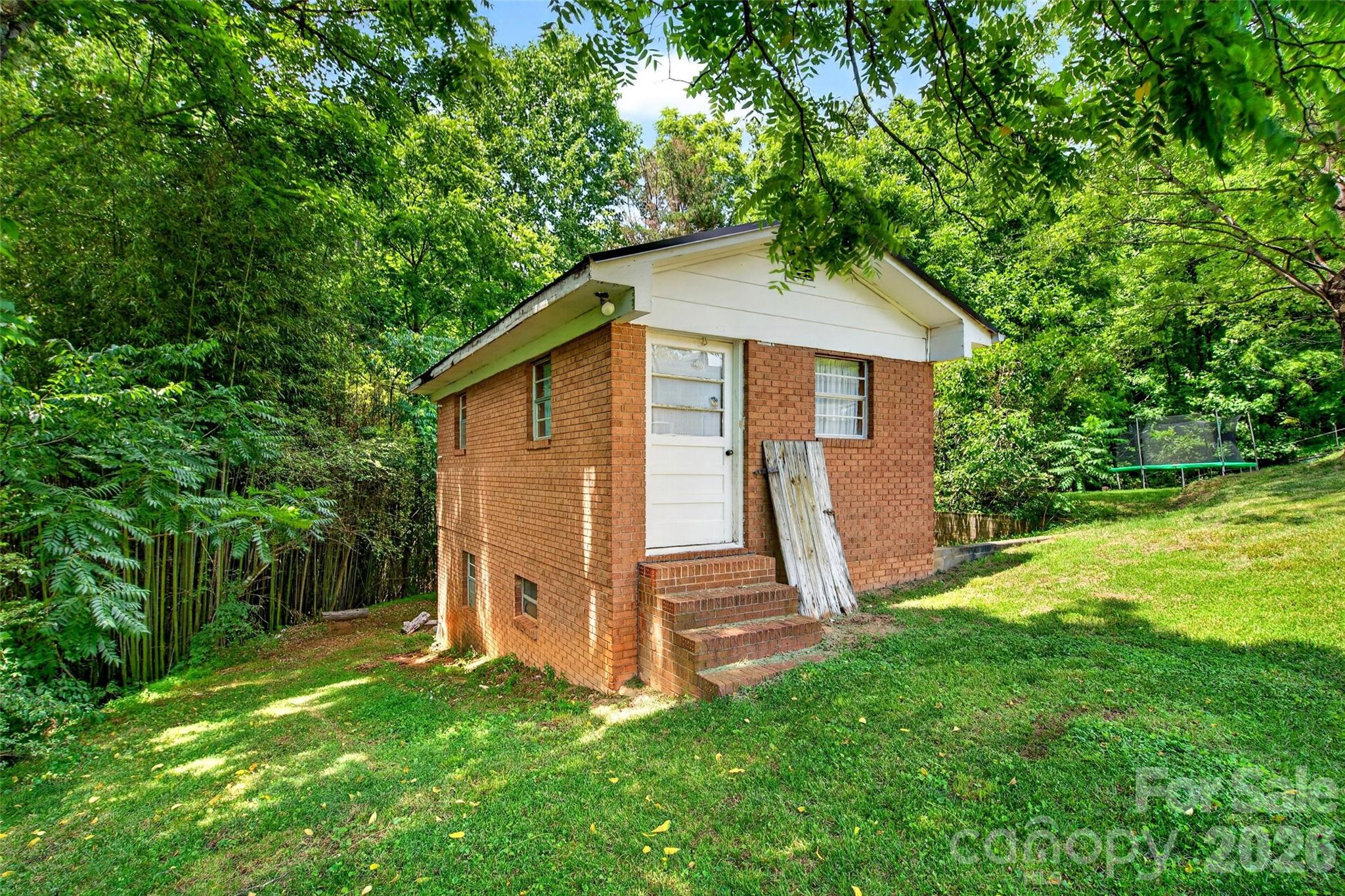 4625 Callaway Drive — Valdese