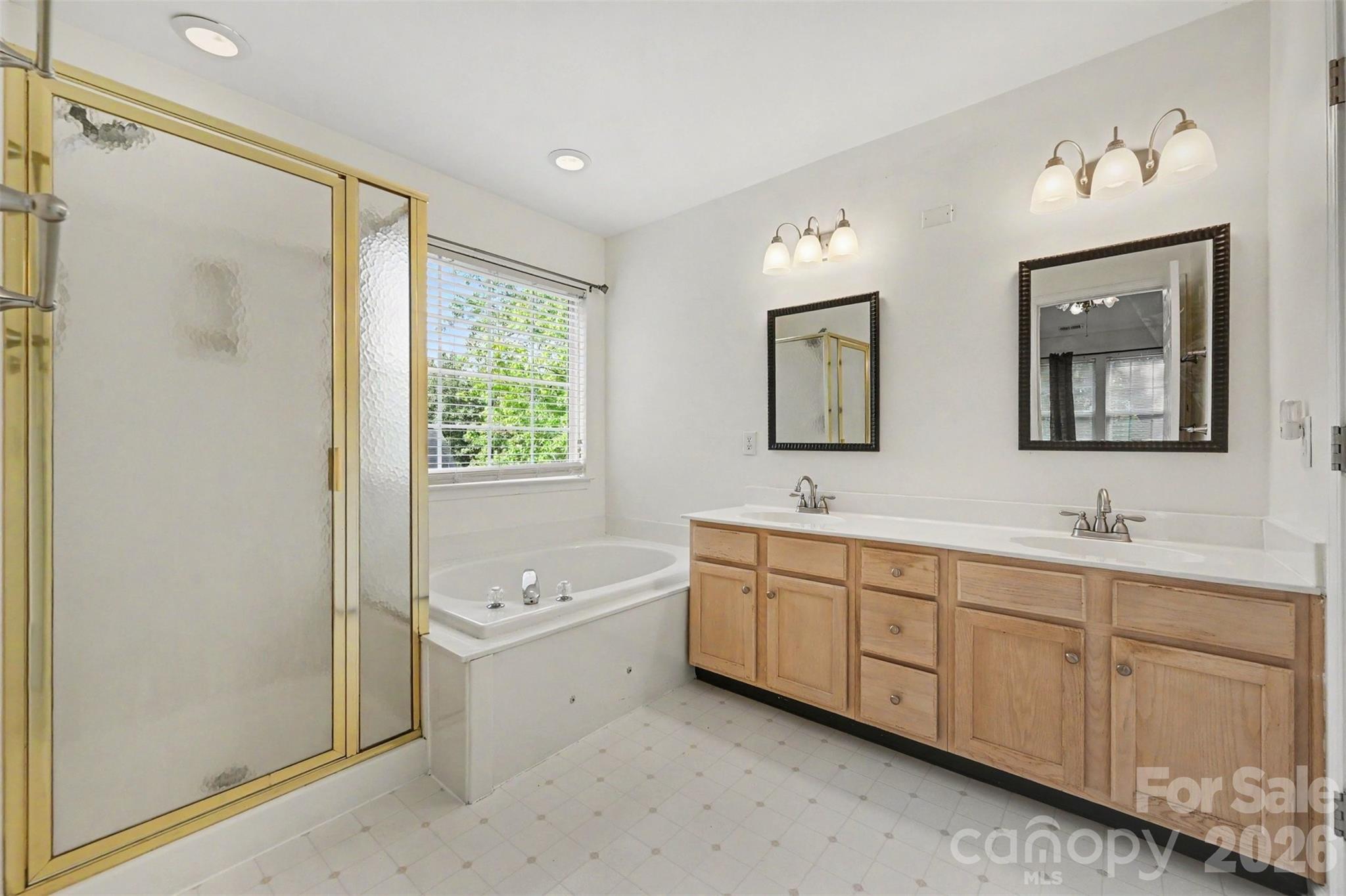 5839 NW BROOKSTONE Drive NW — Concord