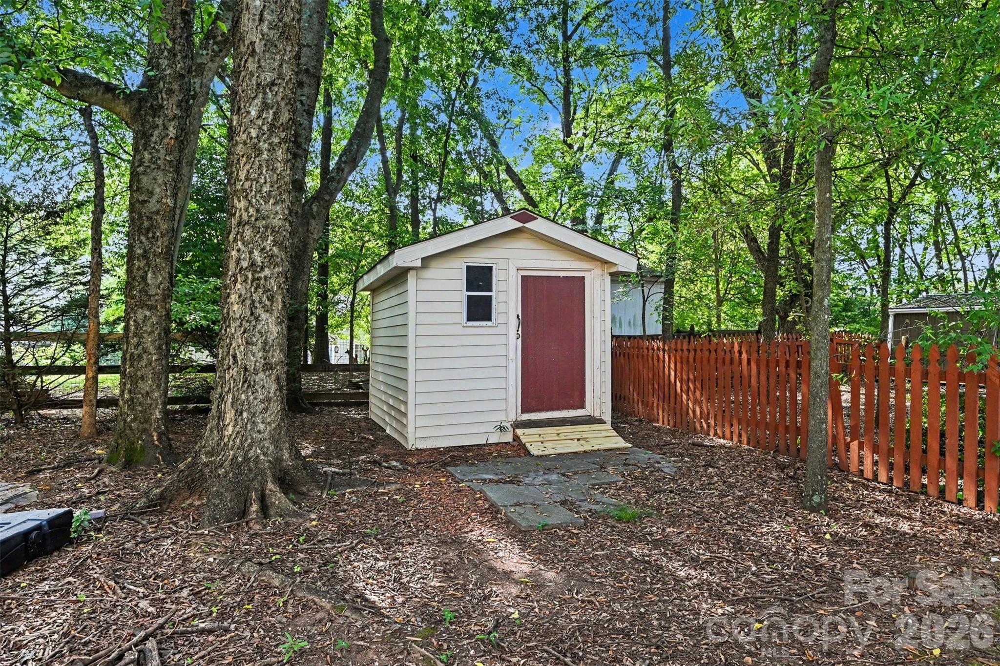 5839 NW BROOKSTONE Drive NW — Concord