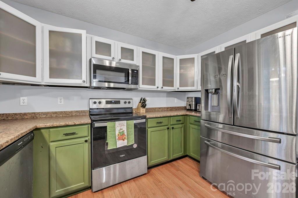 3889 Colt Court — Lenoir