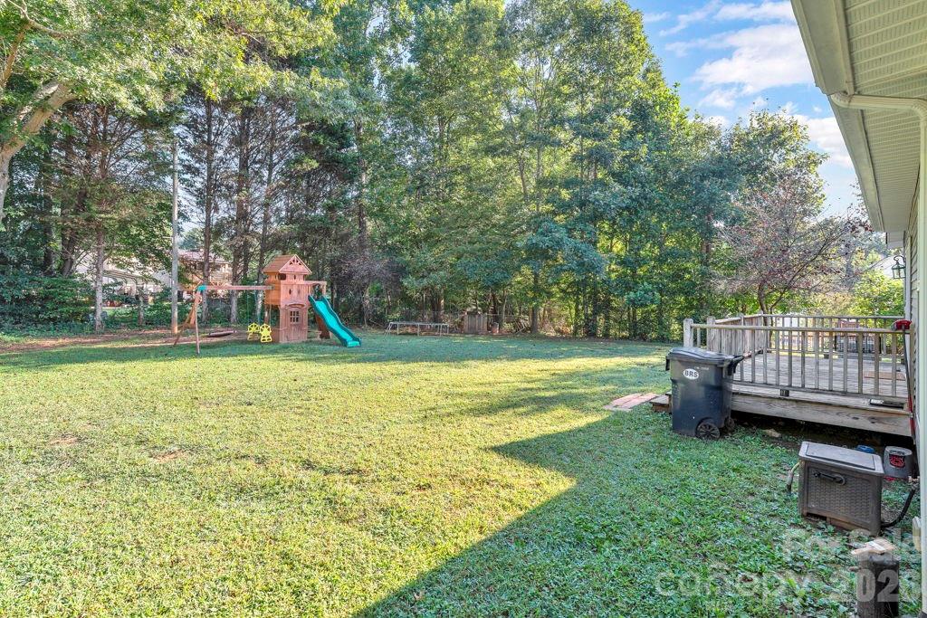 3889 Colt Court — Lenoir