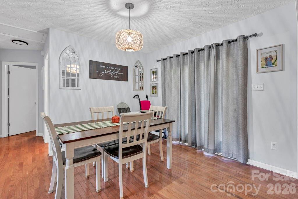 3889 Colt Court — Lenoir