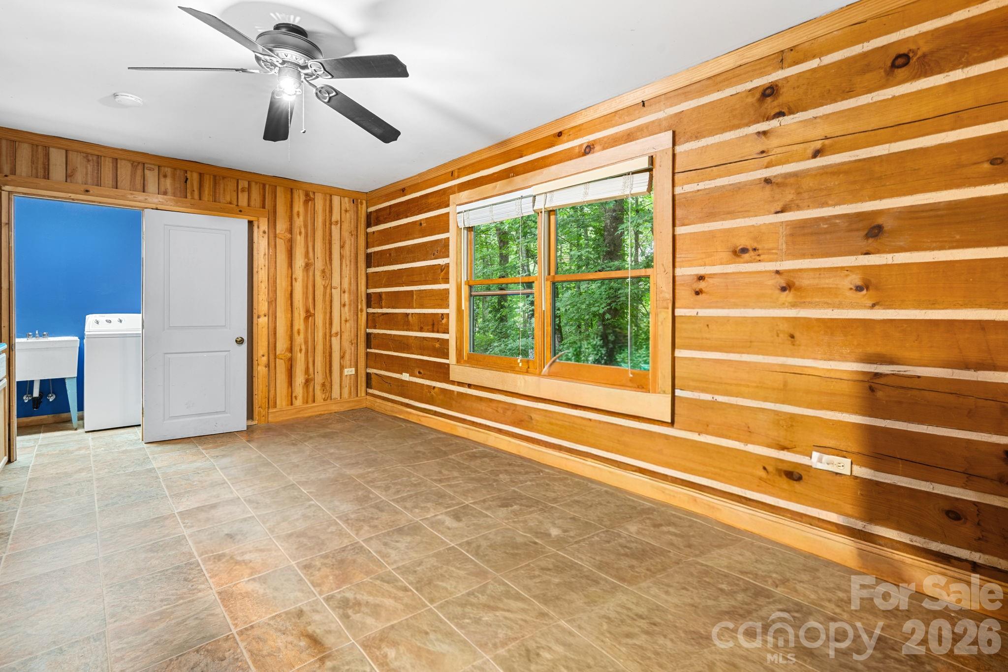 633 Wilson Lane — Boone
