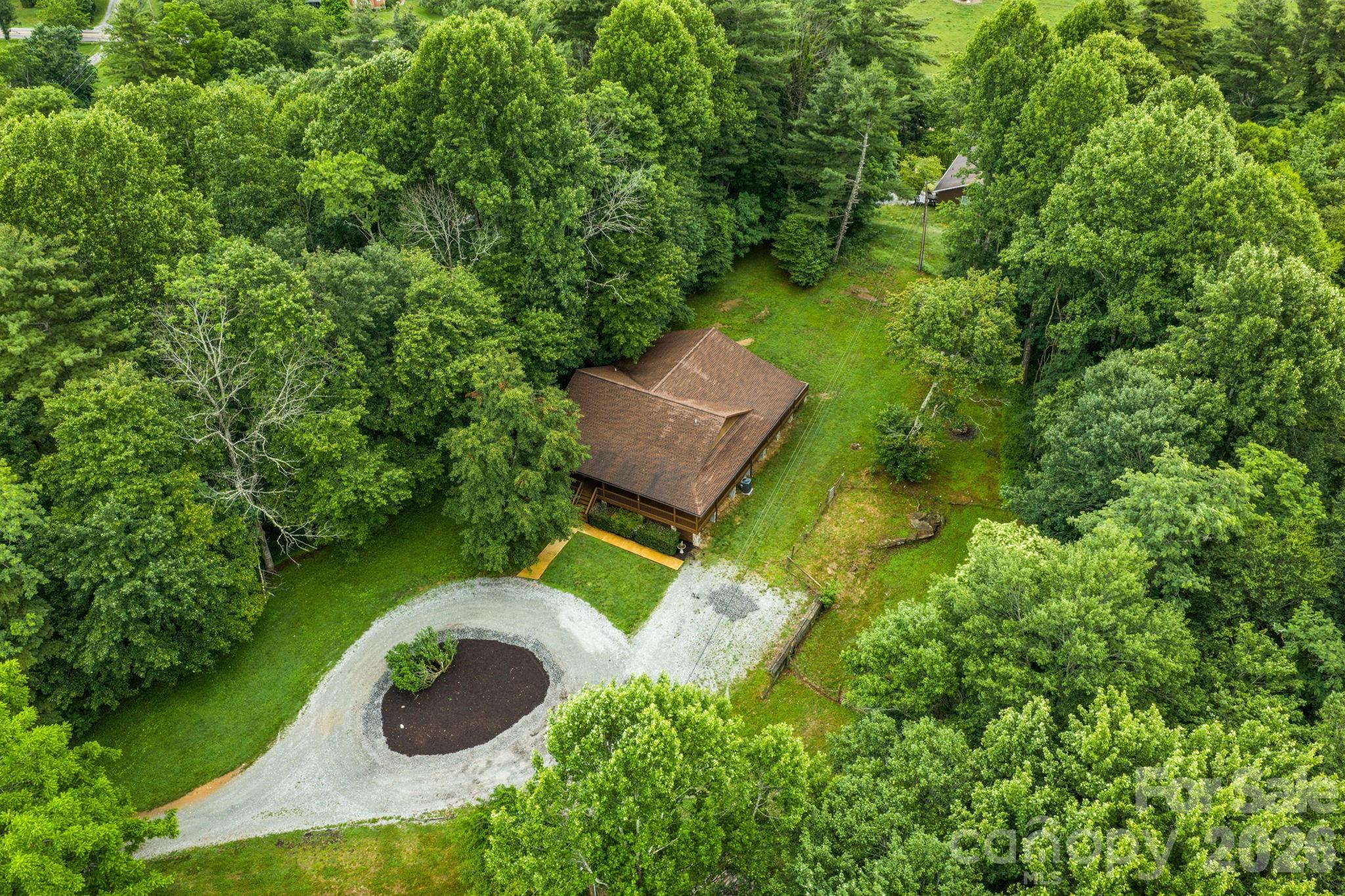 633 Wilson Lane — Boone