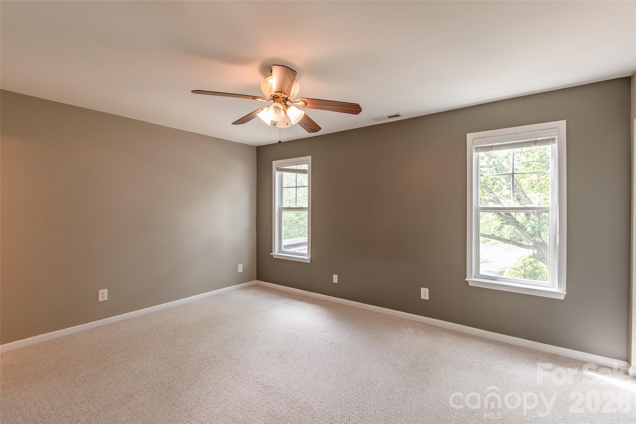 10350 Mcgoogan Lane — Charlotte