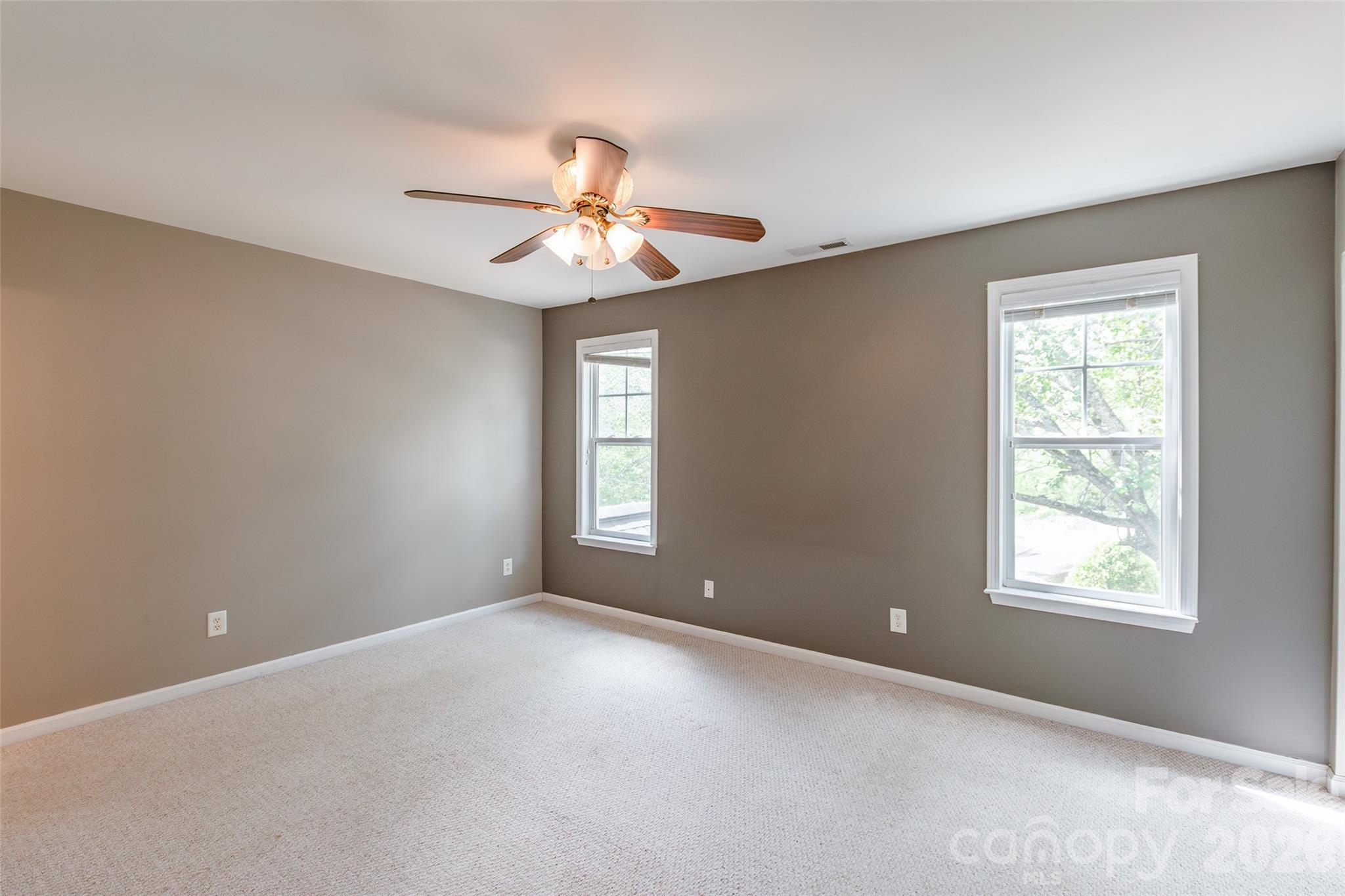 10350 Mcgoogan Lane — Charlotte