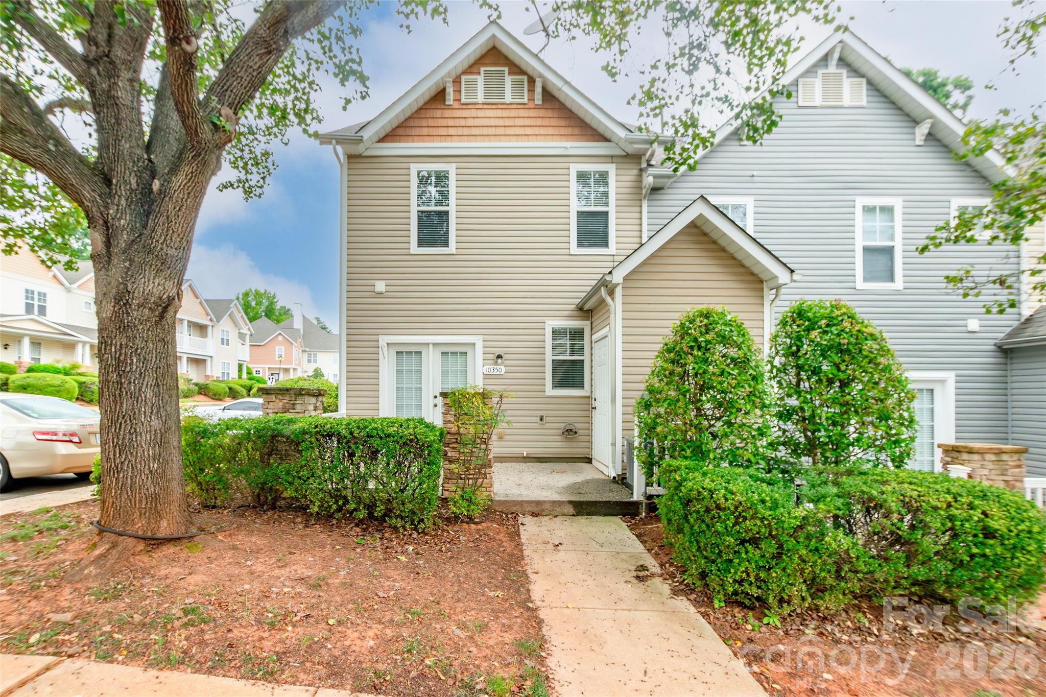 10350 Mcgoogan Lane — Charlotte
