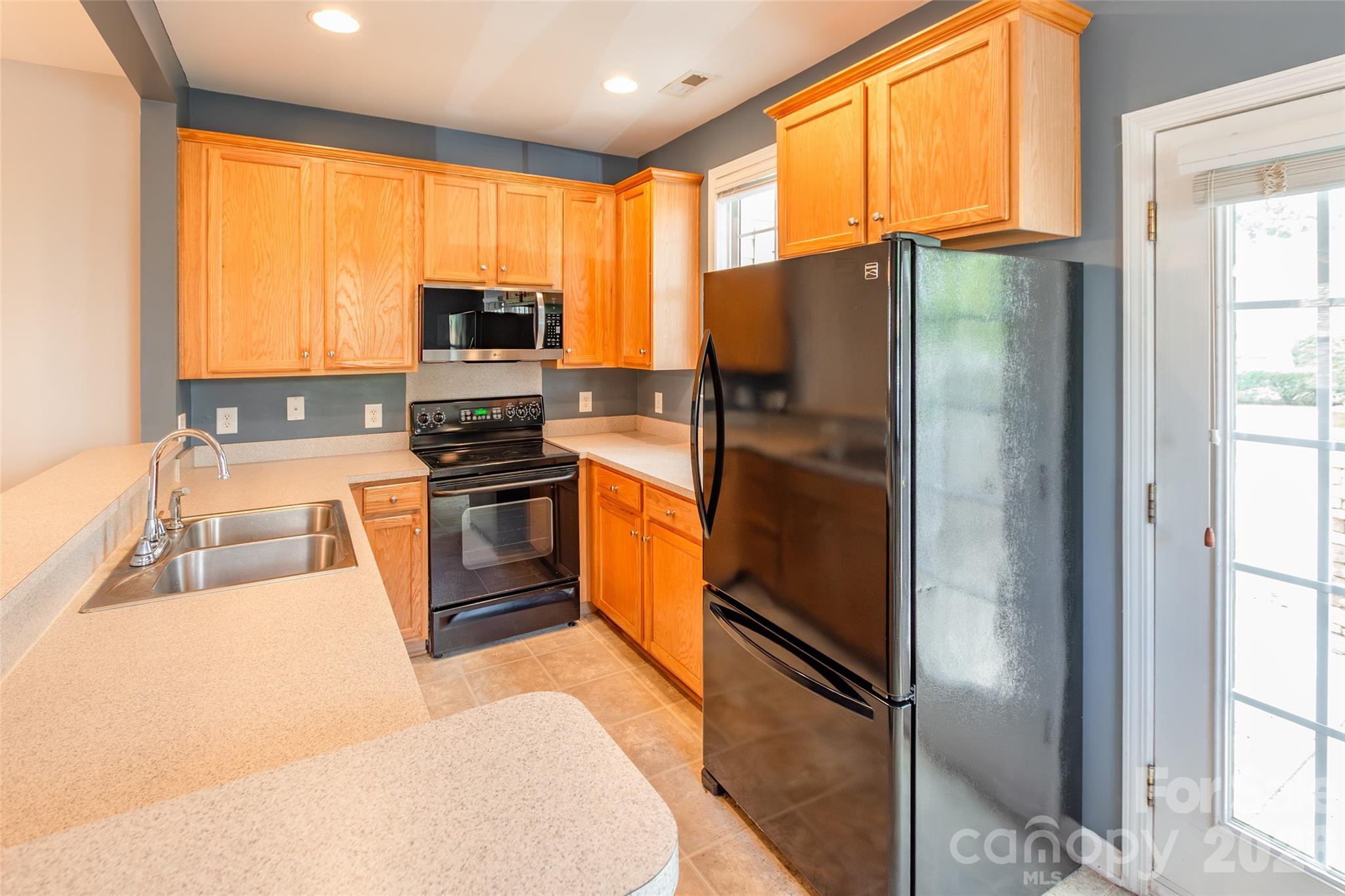 10350 Mcgoogan Lane — Charlotte