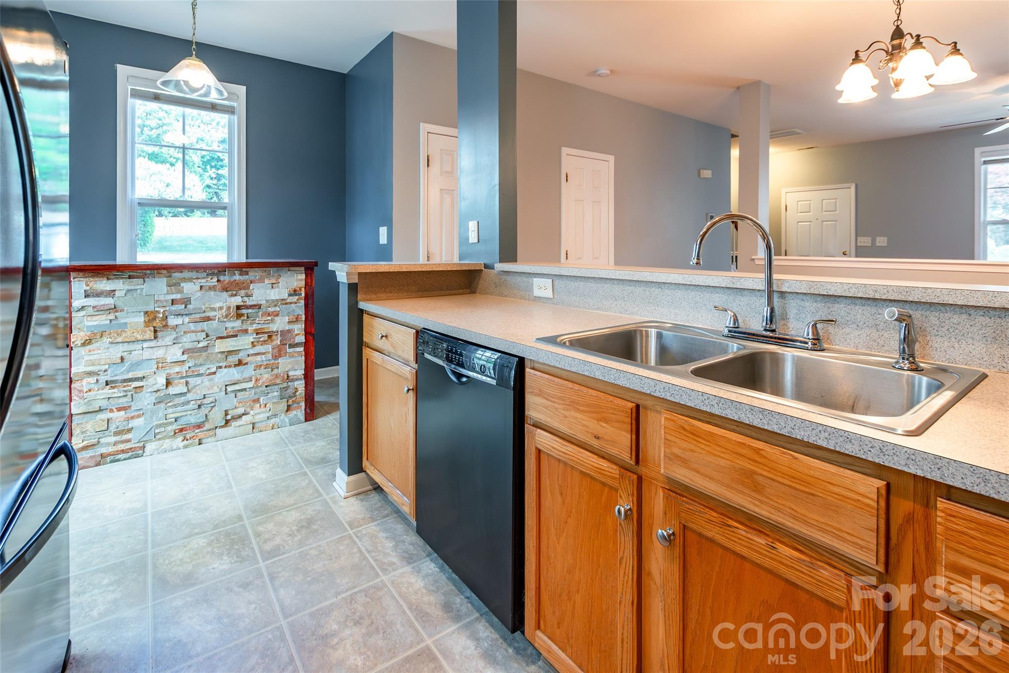 10350 Mcgoogan Lane — Charlotte