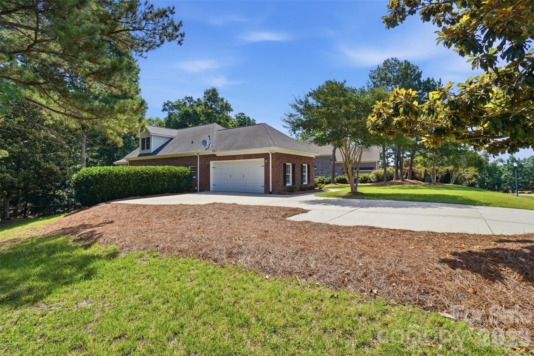 3310 Millstone Creek Road — Lancaster