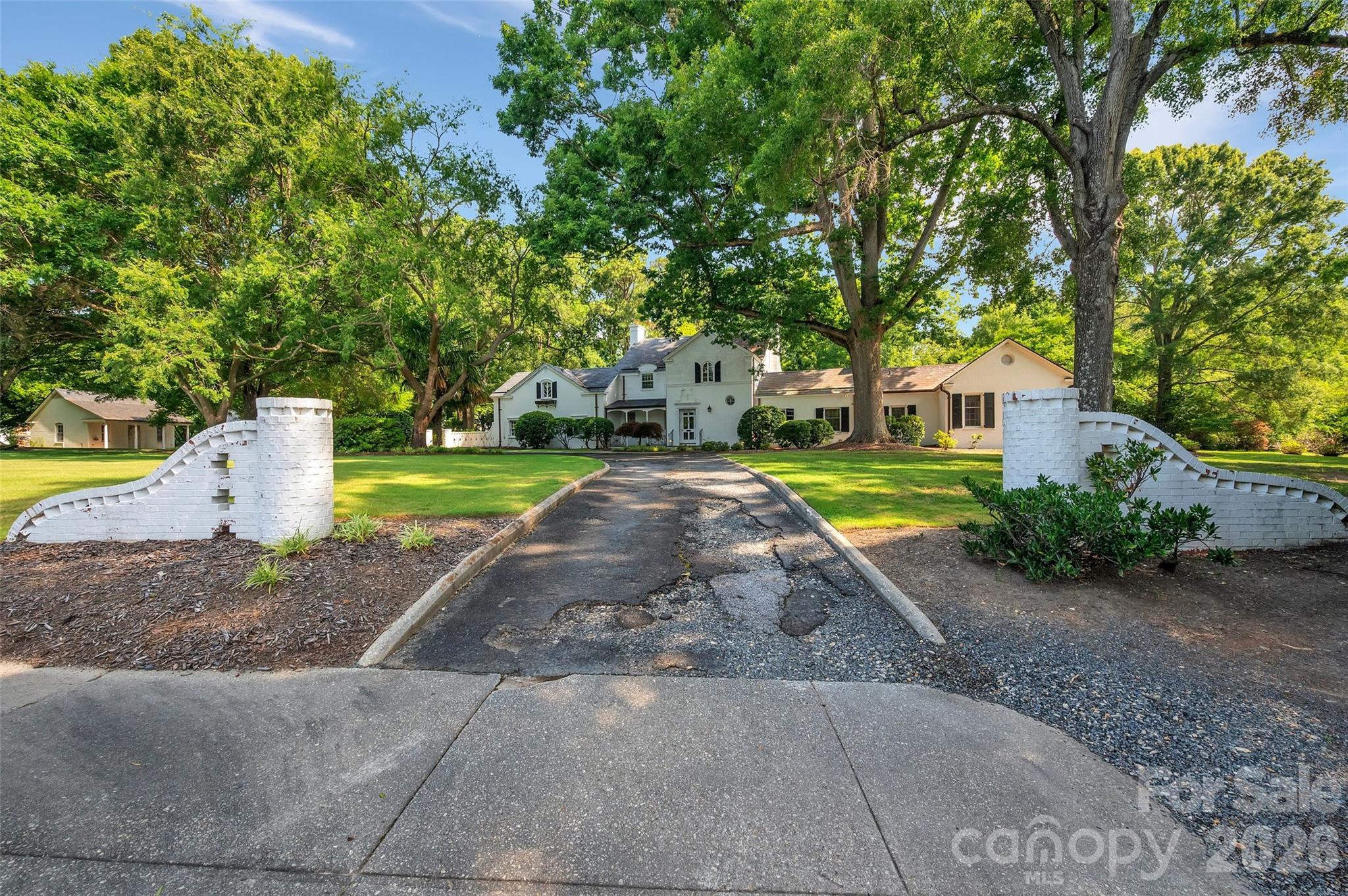 333 E Chestnut Street — Troy