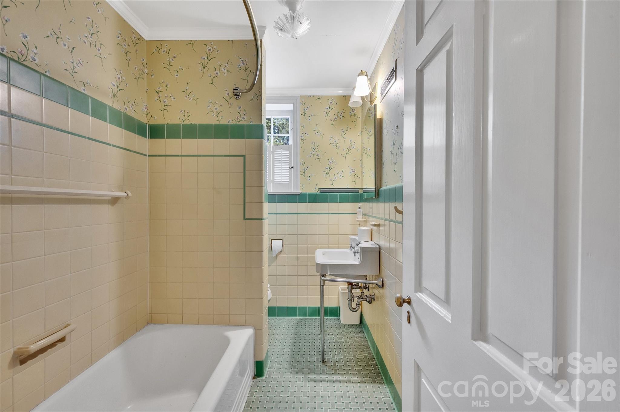 333 E Chestnut Street — Troy