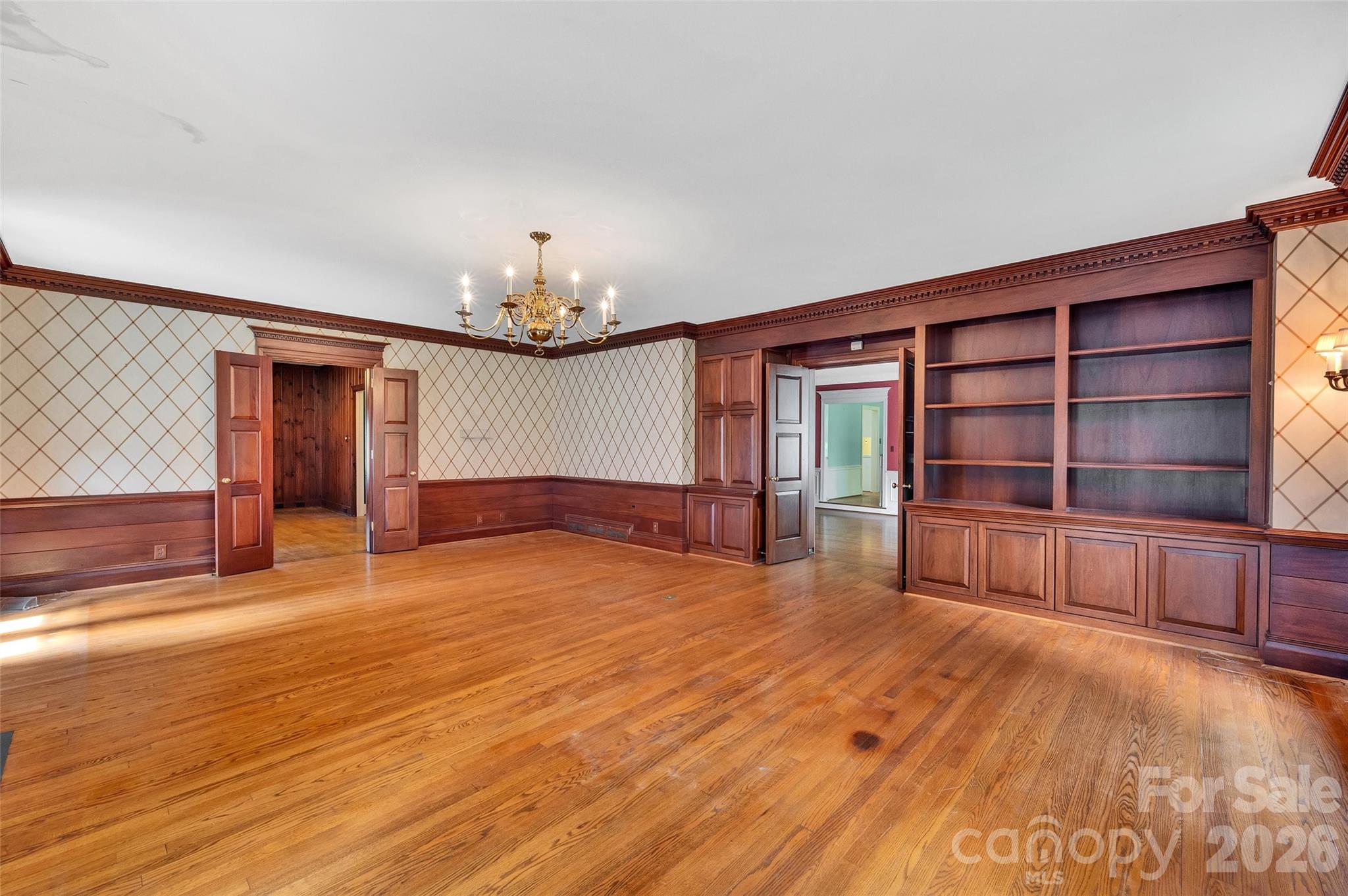333 E Chestnut Street — Troy