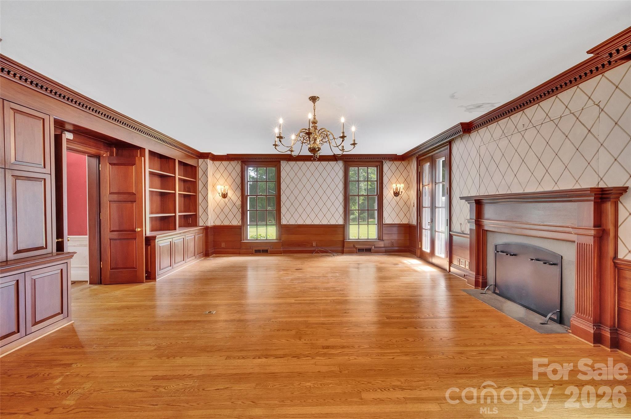 333 E Chestnut Street — Troy