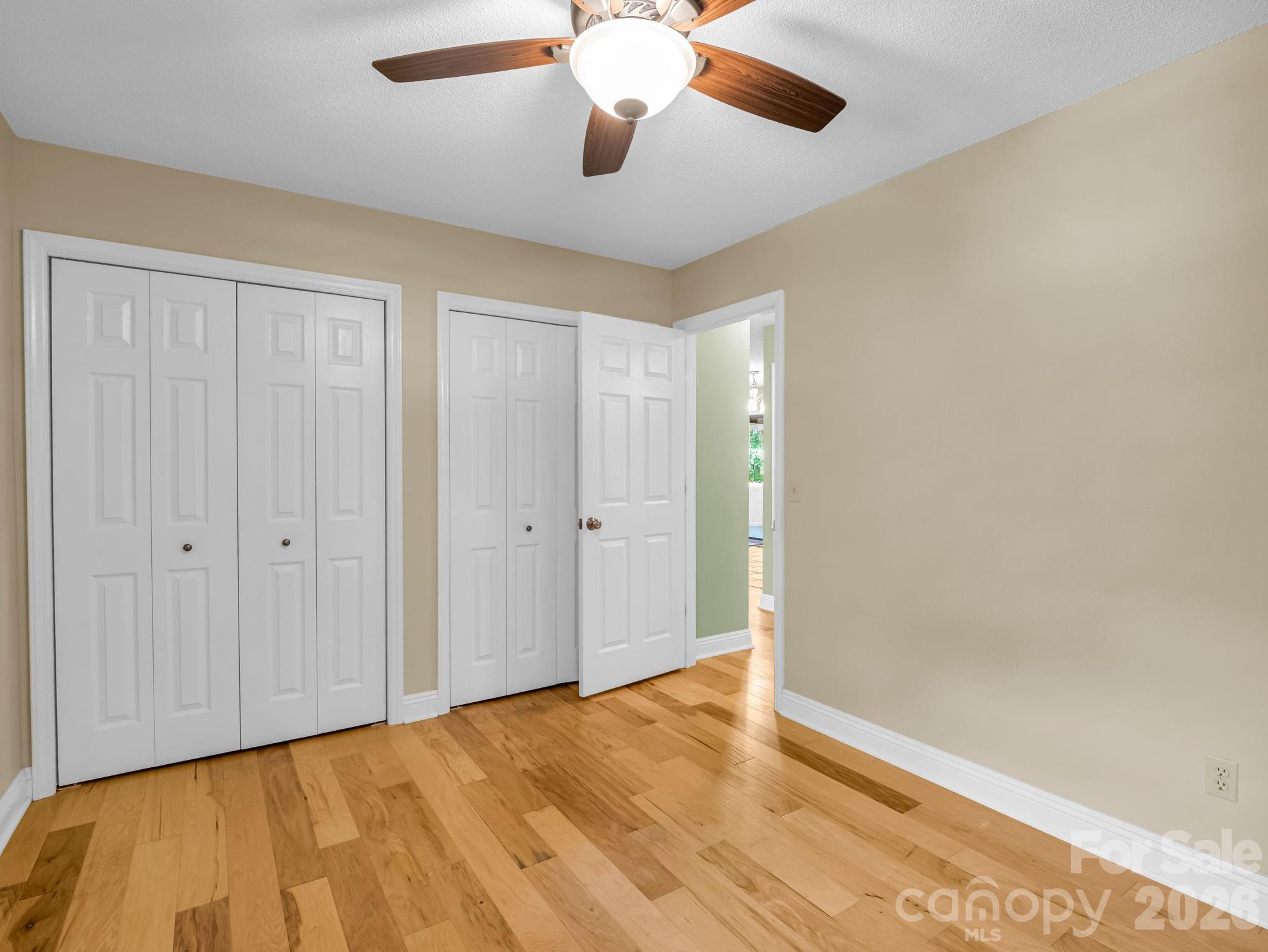 156 Deer Run — Hendersonville