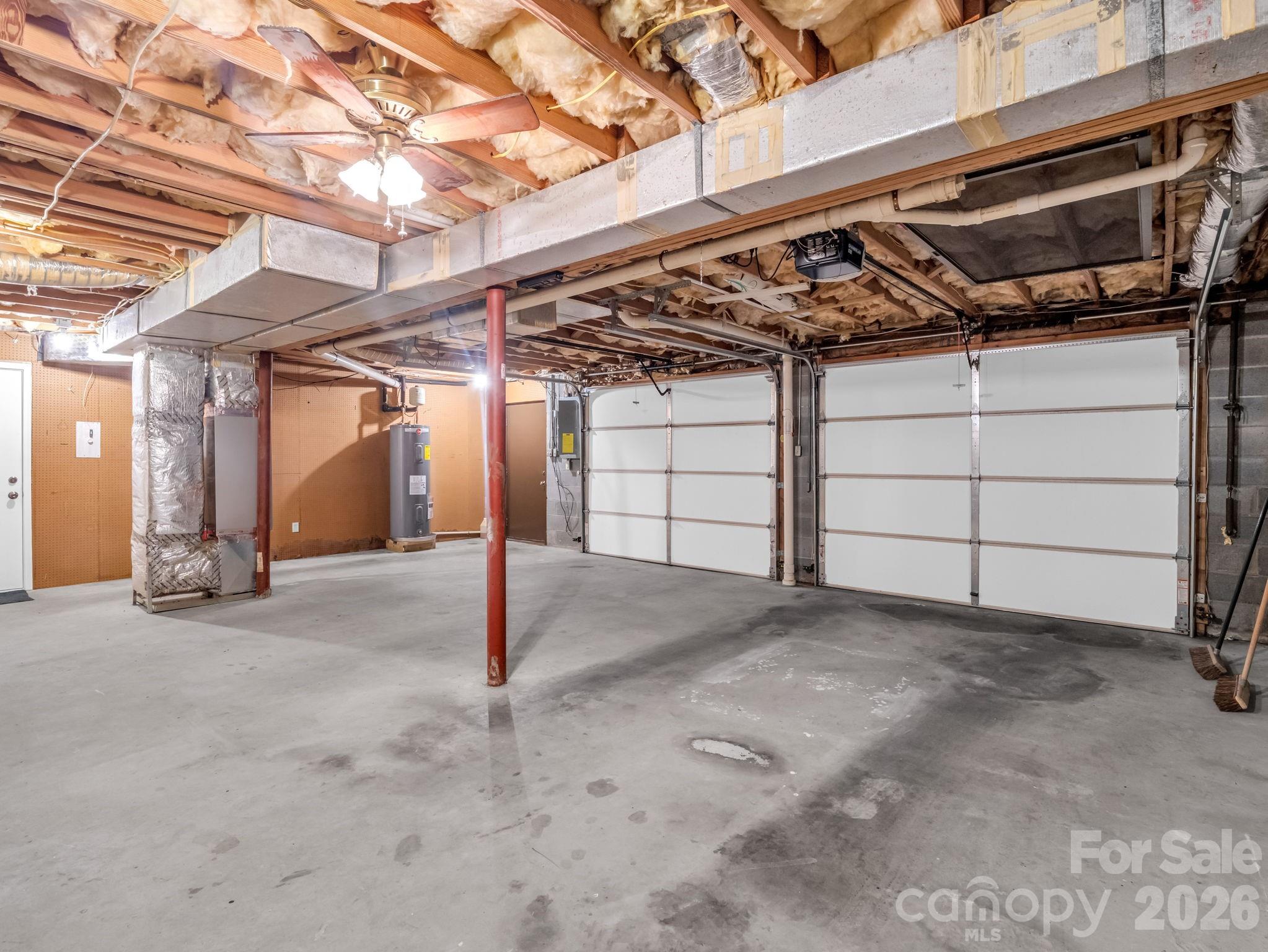 156 Deer Run — Hendersonville