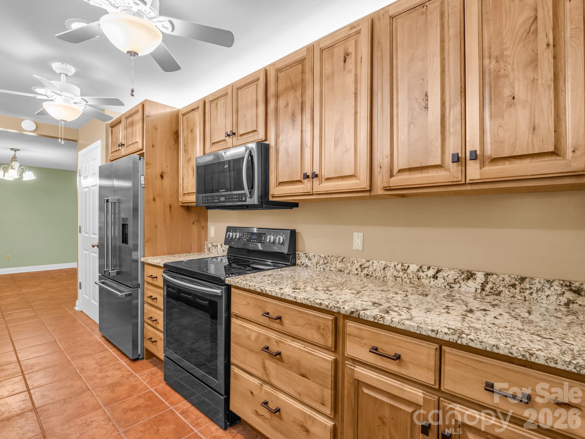 156 Deer Run — Hendersonville