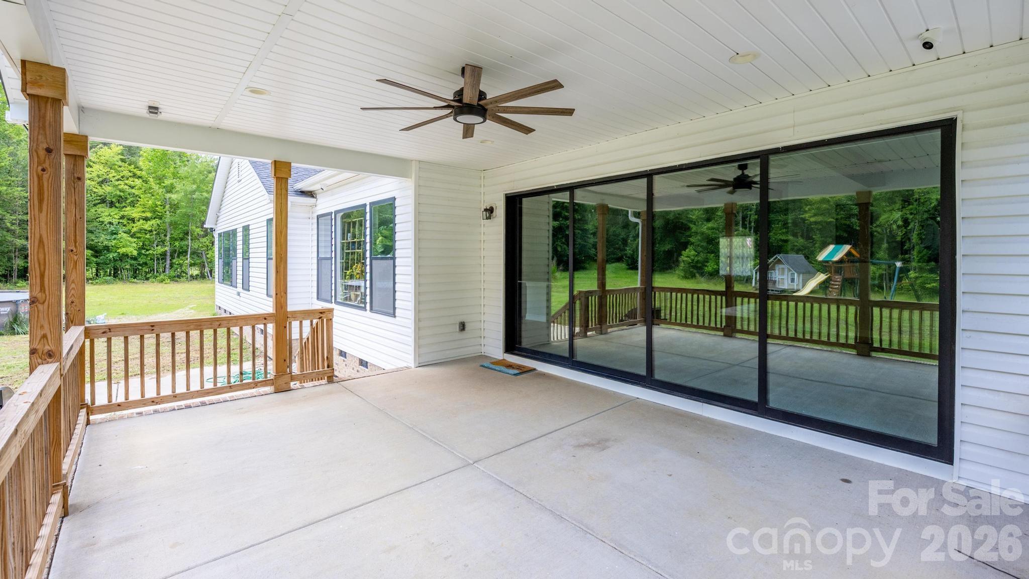 9015 & 9019 Fisher Road — Rockwell