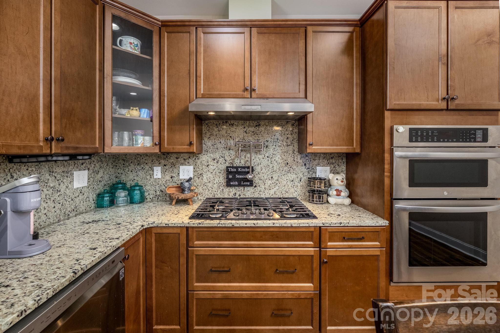 9015 & 9019 Fisher Road — Rockwell