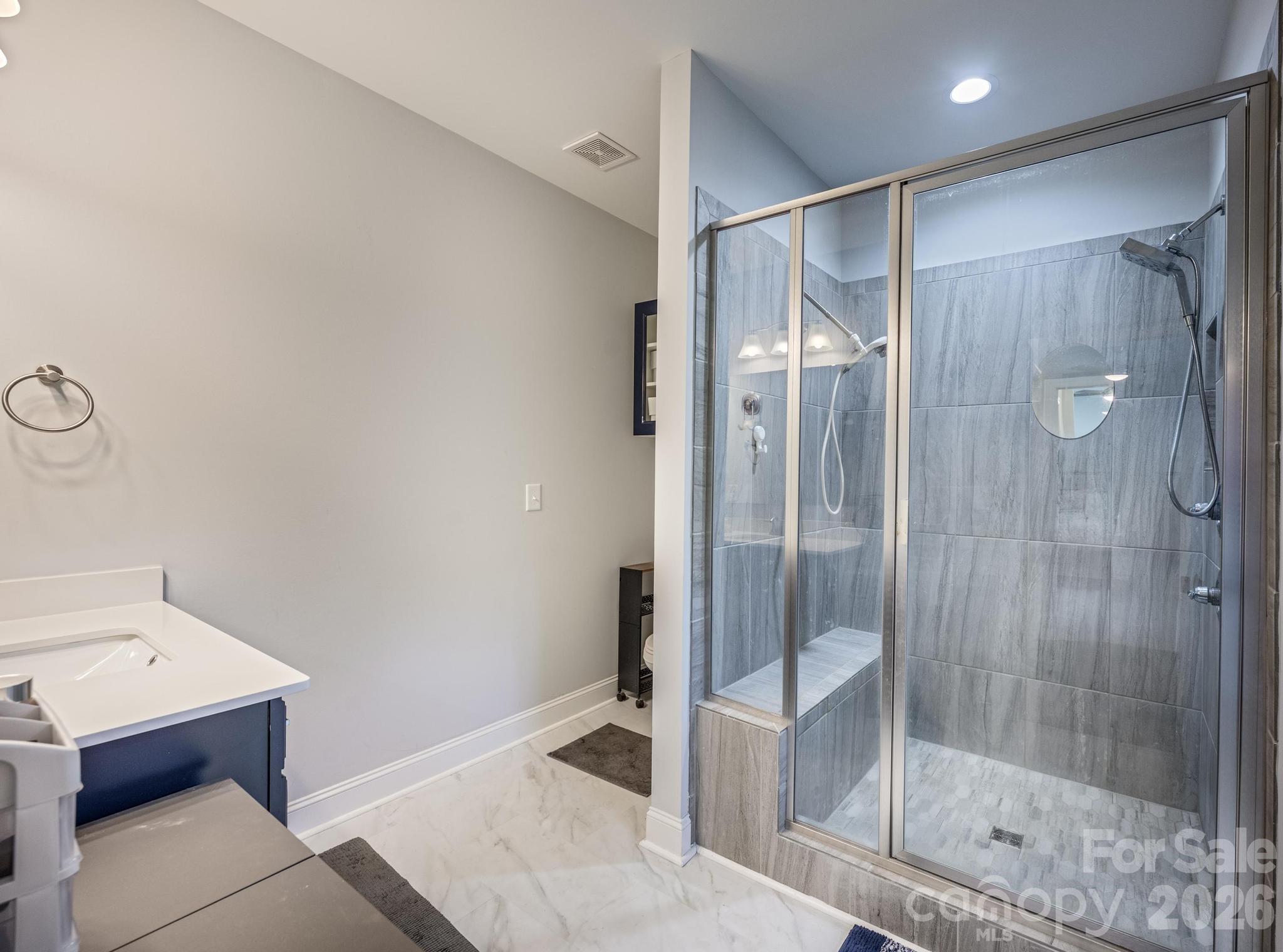 9015 & 9019 Fisher Road — Rockwell