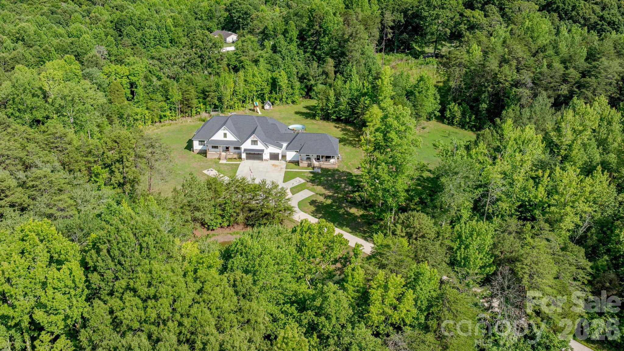 9015 & 9019 Fisher Road — Rockwell