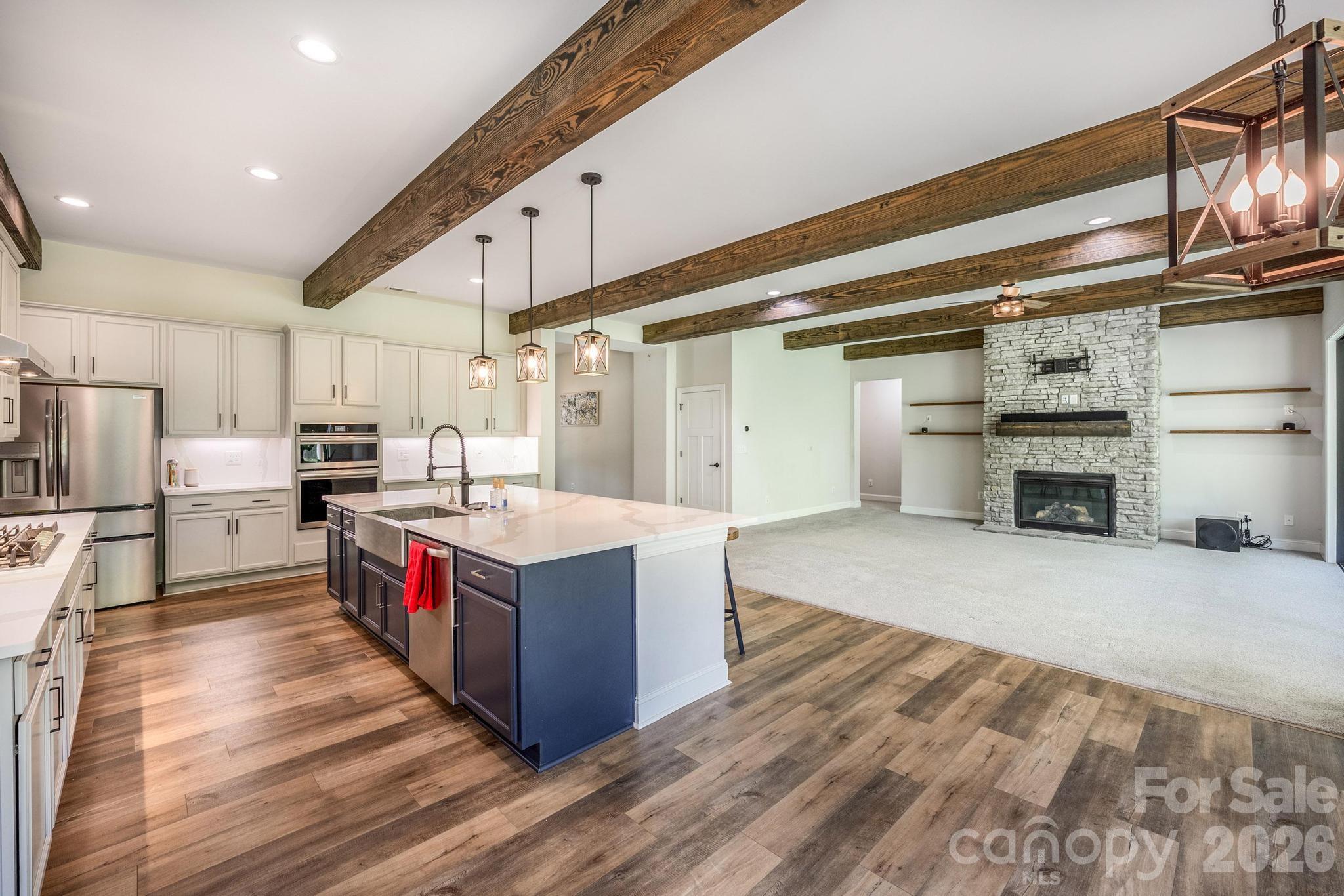 9015 & 9019 Fisher Road — Rockwell