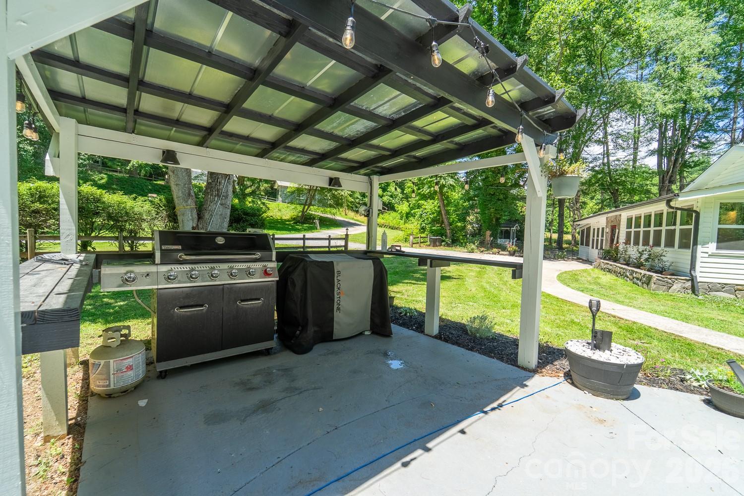 336 Greens Creek Road — Sylva