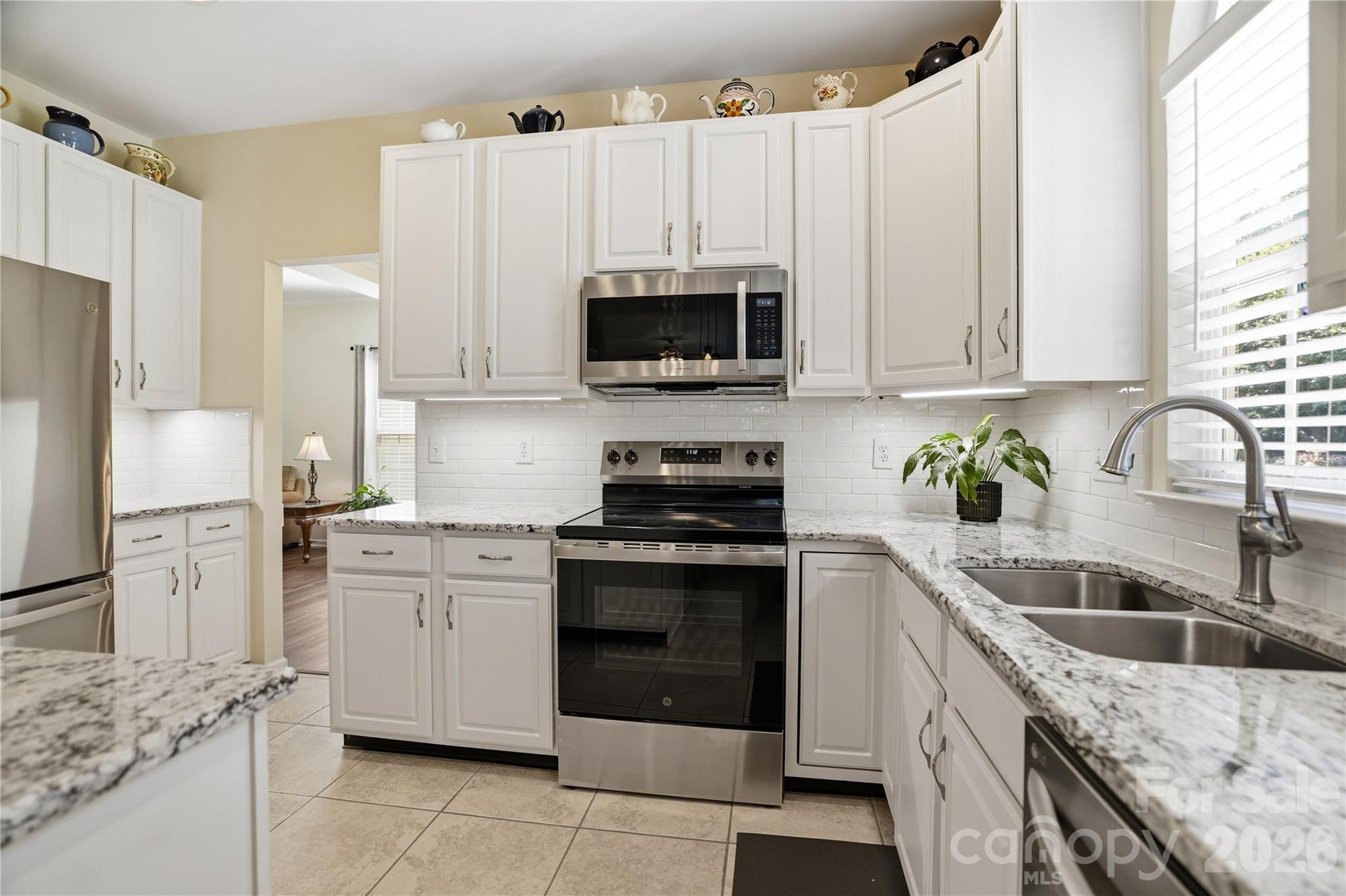 5555 Cambridge Bay Drive — Charlotte