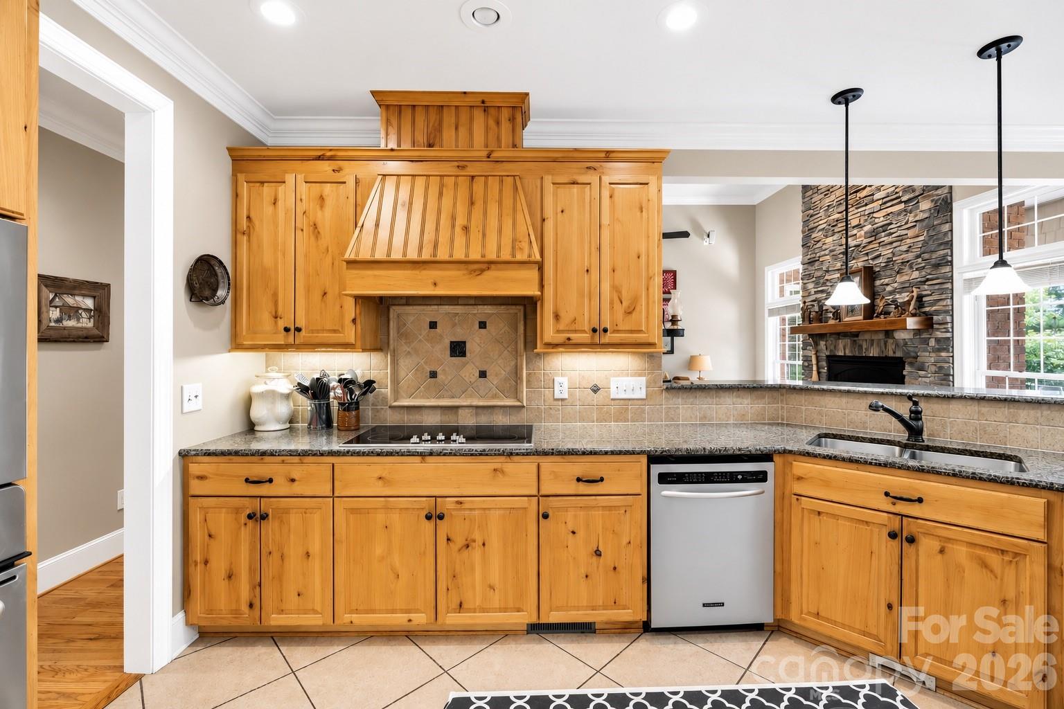 1347 Killian Road — Stanley