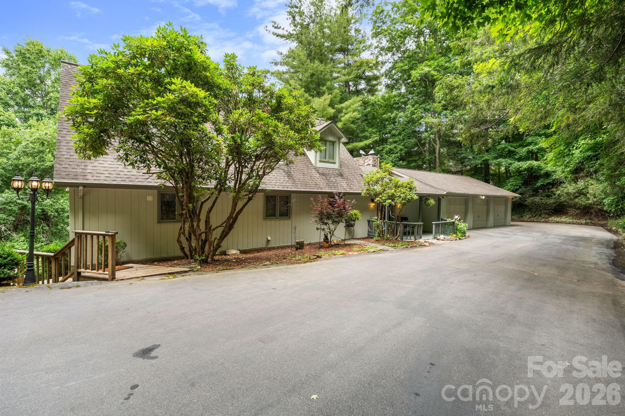 640 Knollwood Drive — Boone