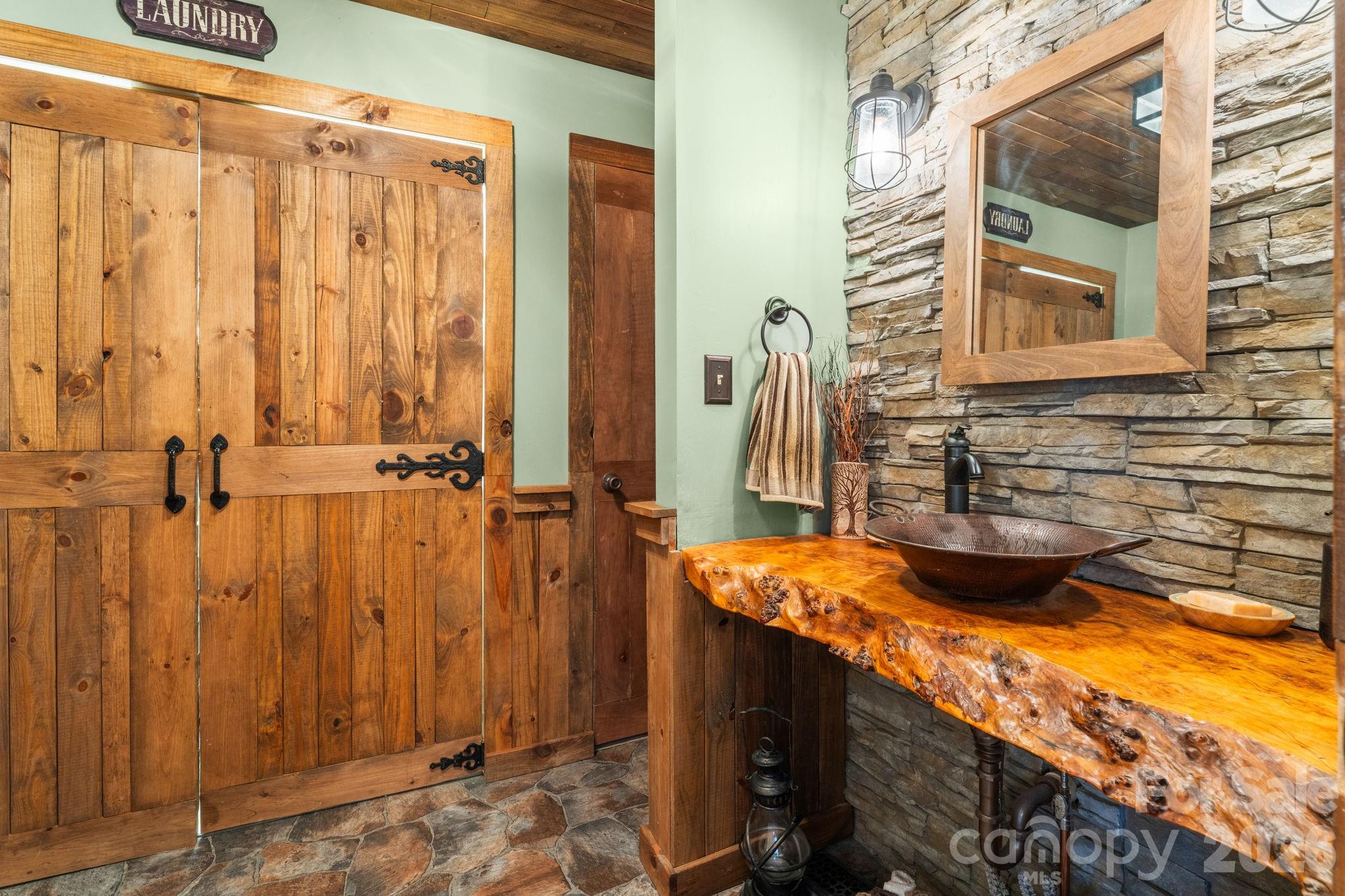 640 Knollwood Drive — Boone