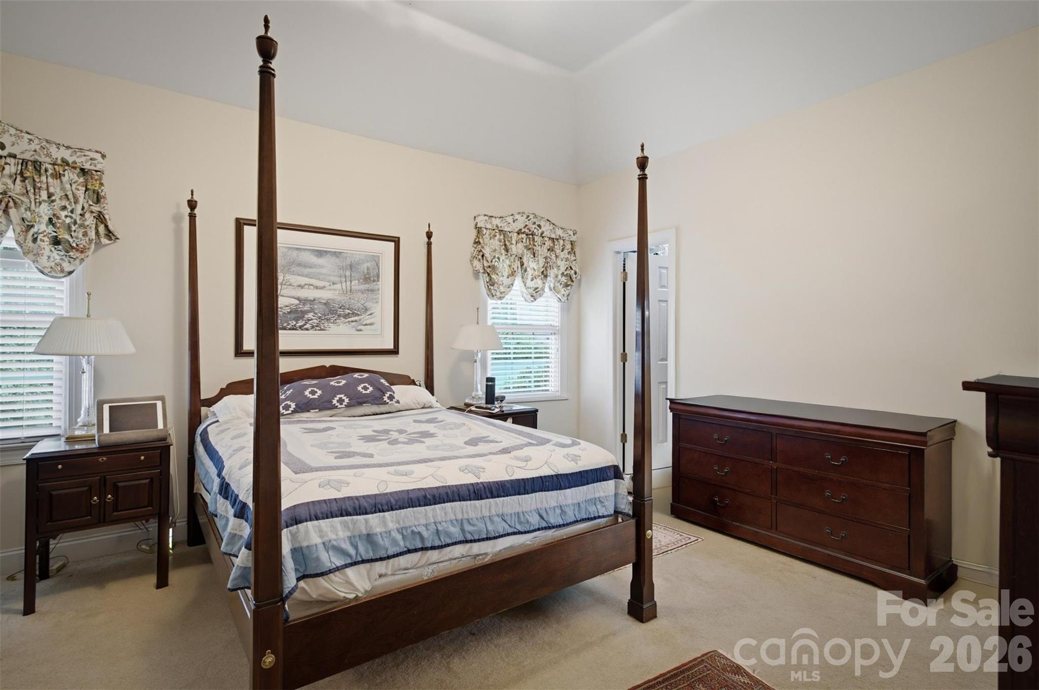 405 Woodridge Drive SE — Lenoir
