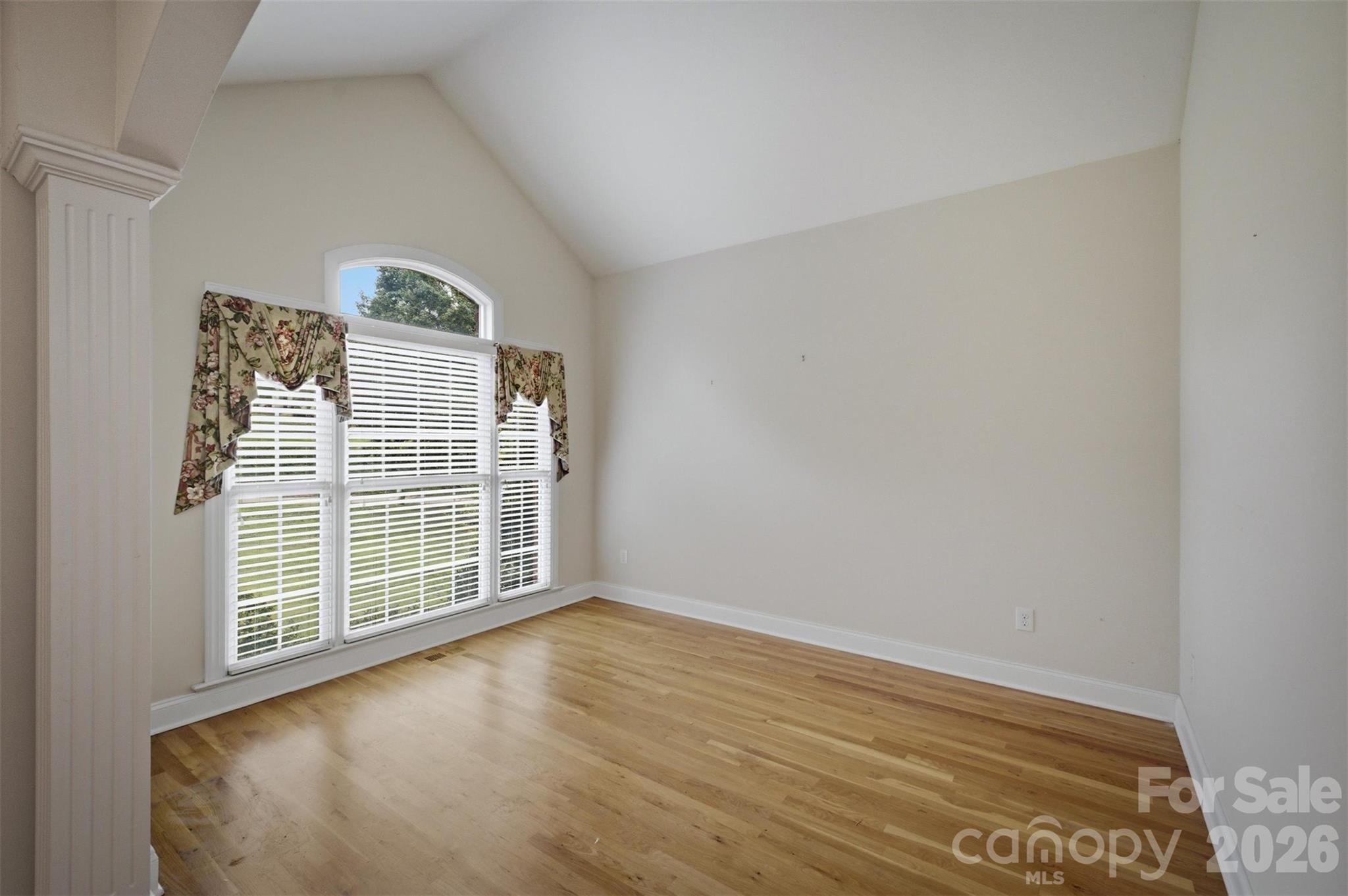 405 Woodridge Drive SE — Lenoir