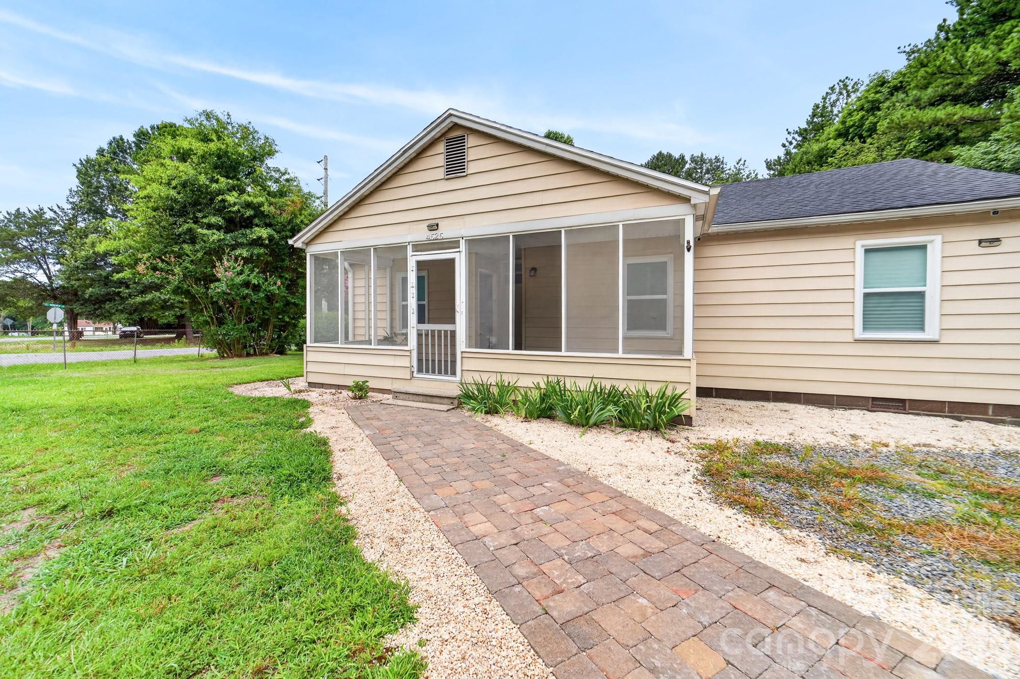4525 Hemphill Road — Gastonia