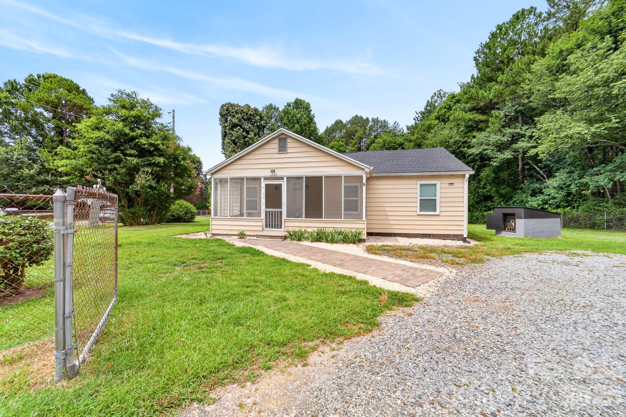 4525 Hemphill Road — Gastonia