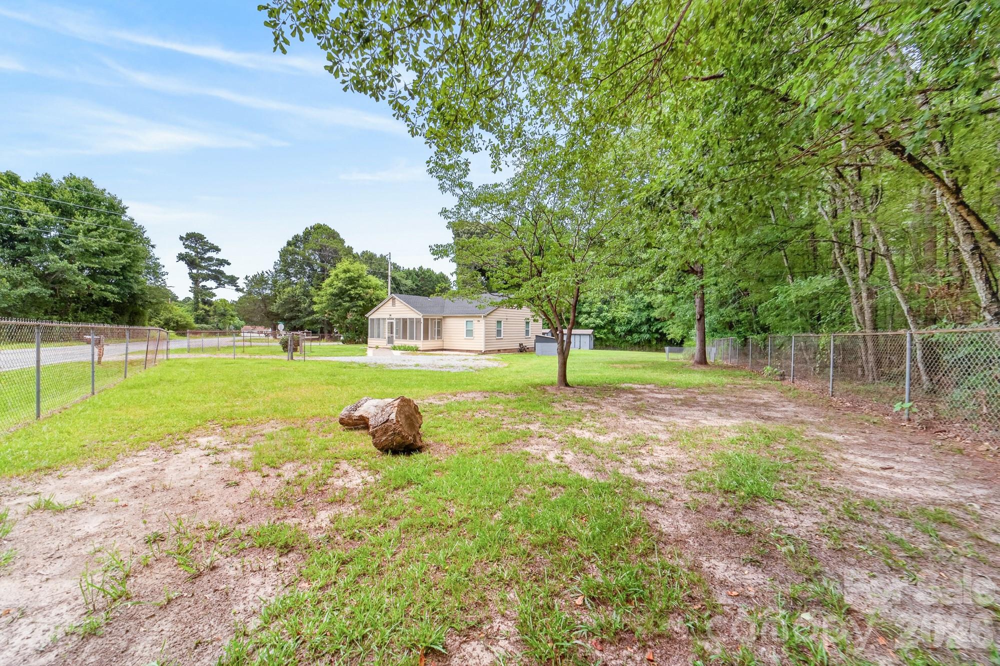 4525 Hemphill Road — Gastonia
