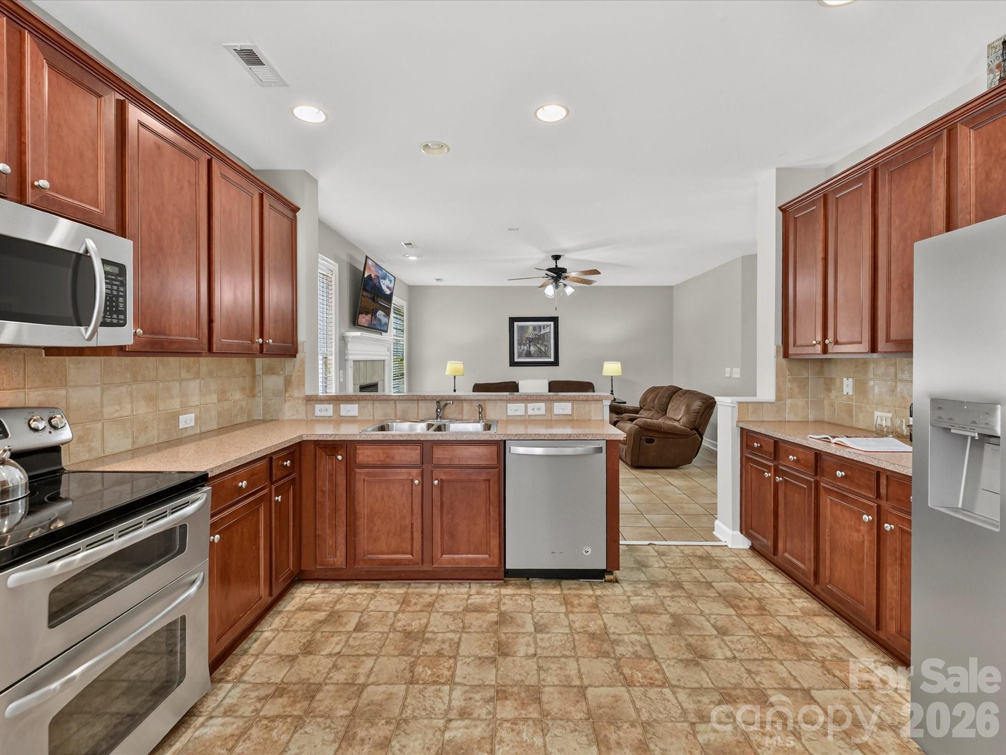 18625 The Commons Boulevard — Cornelius