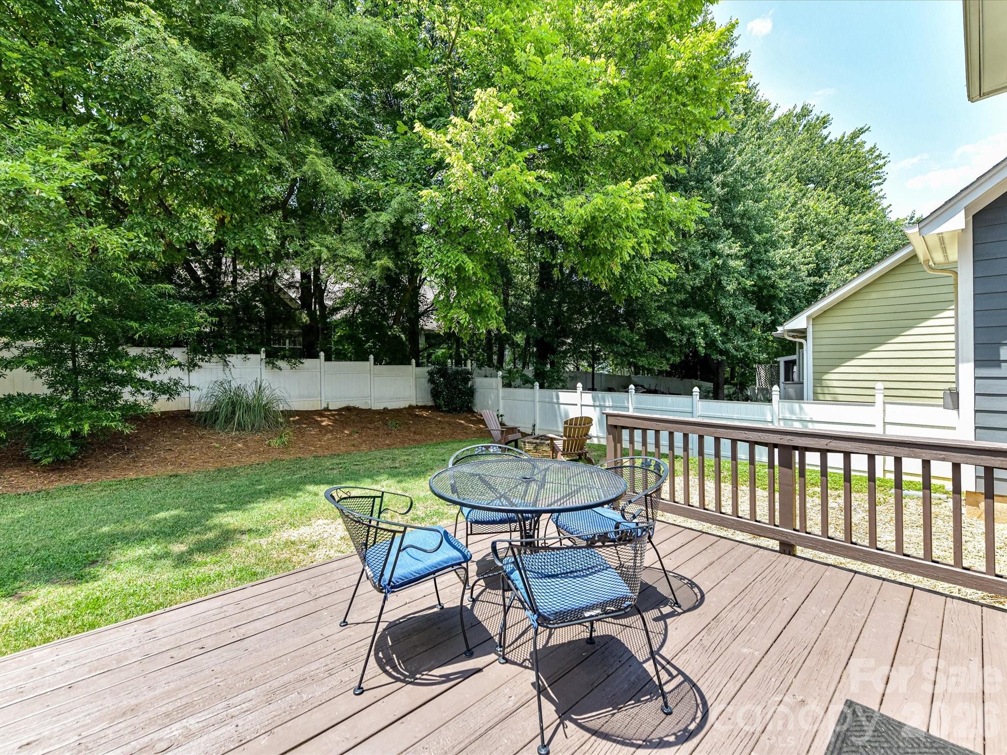 18625 The Commons Boulevard — Cornelius