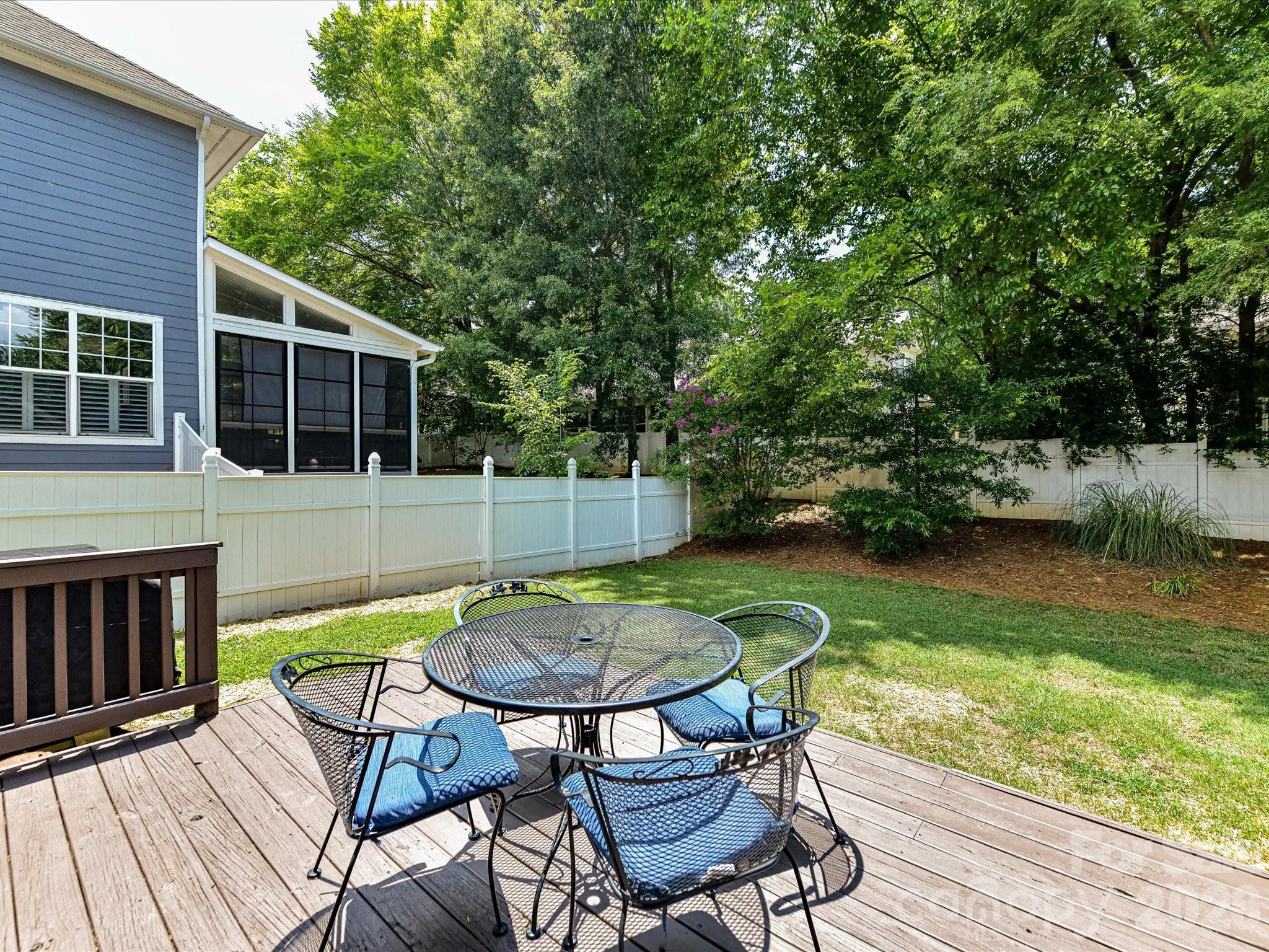 18625 The Commons Boulevard — Cornelius