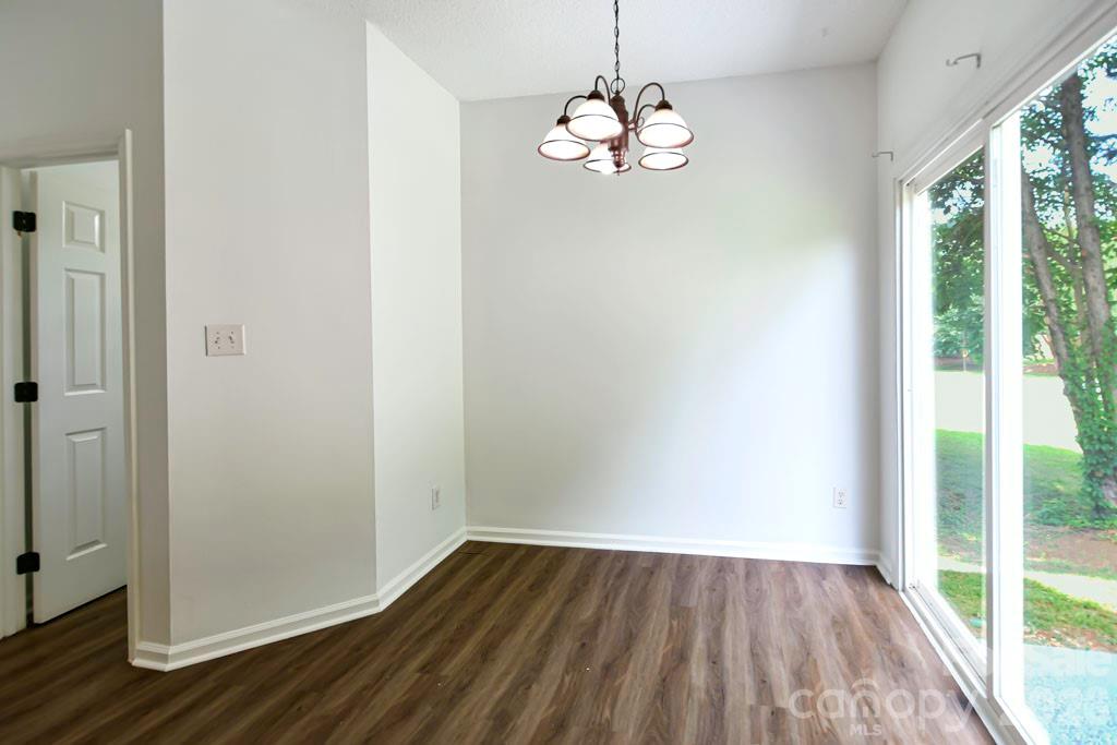 8406 Bedford Green Lane — Charlotte