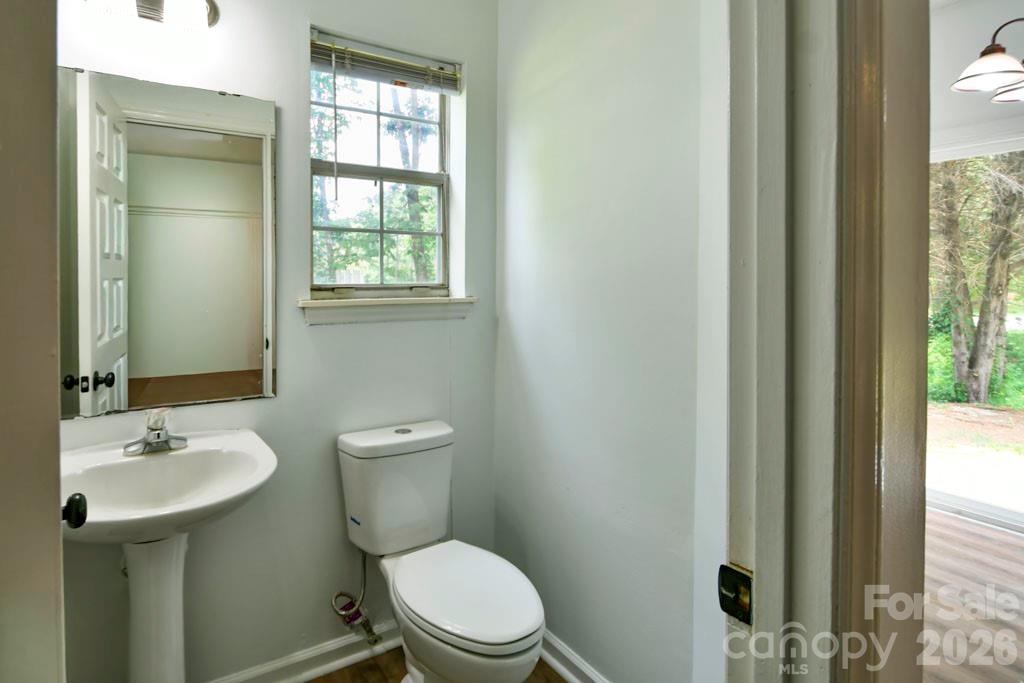 8406 Bedford Green Lane — Charlotte